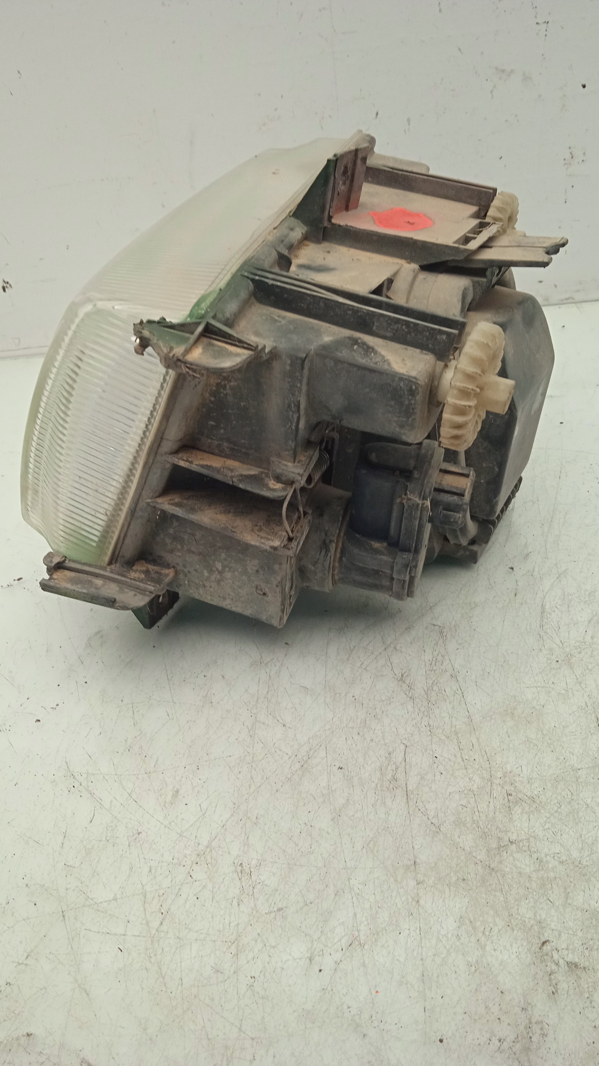 FARO IZQUIERDO SEAT CORDOBA AFT