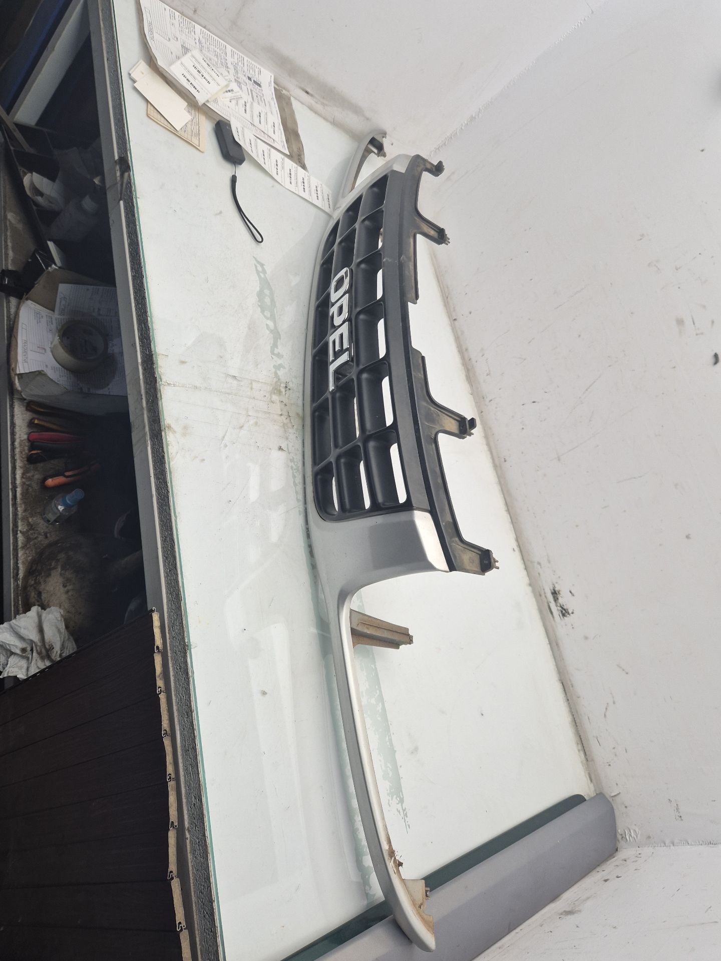 REJILLA DELANTERA OPEL FRONTERA 