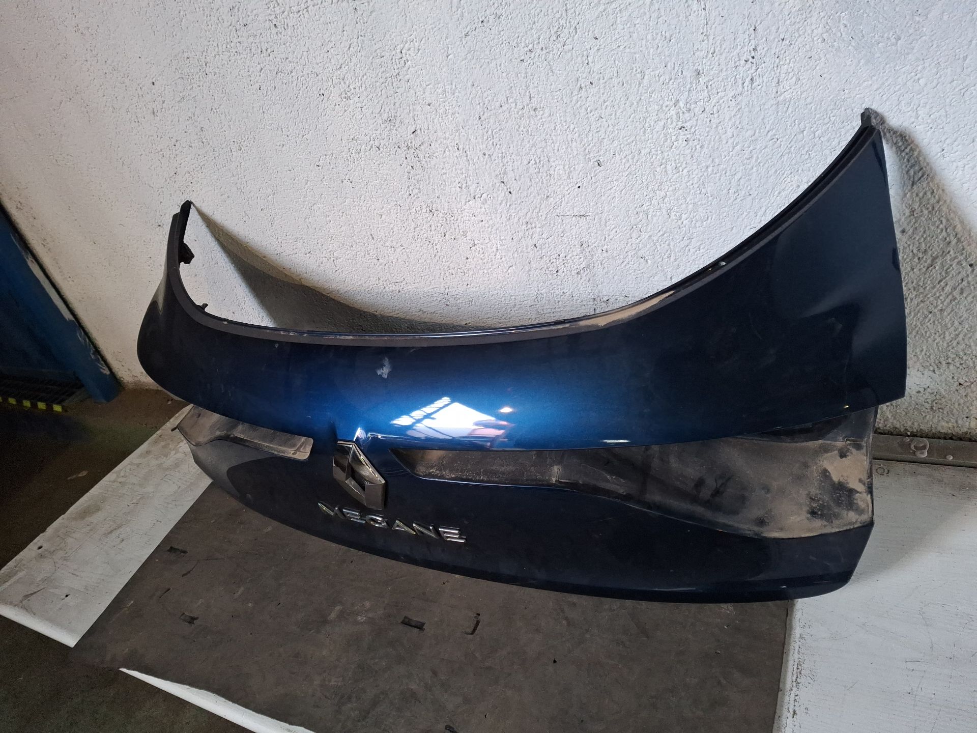 PORTON TRASERO RENAULT MEGANE 