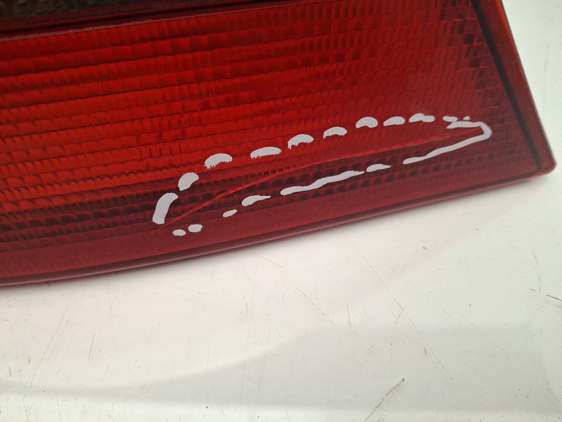 PILOTO TRASERO DERECHO VOLKSWAGEN GOLF 