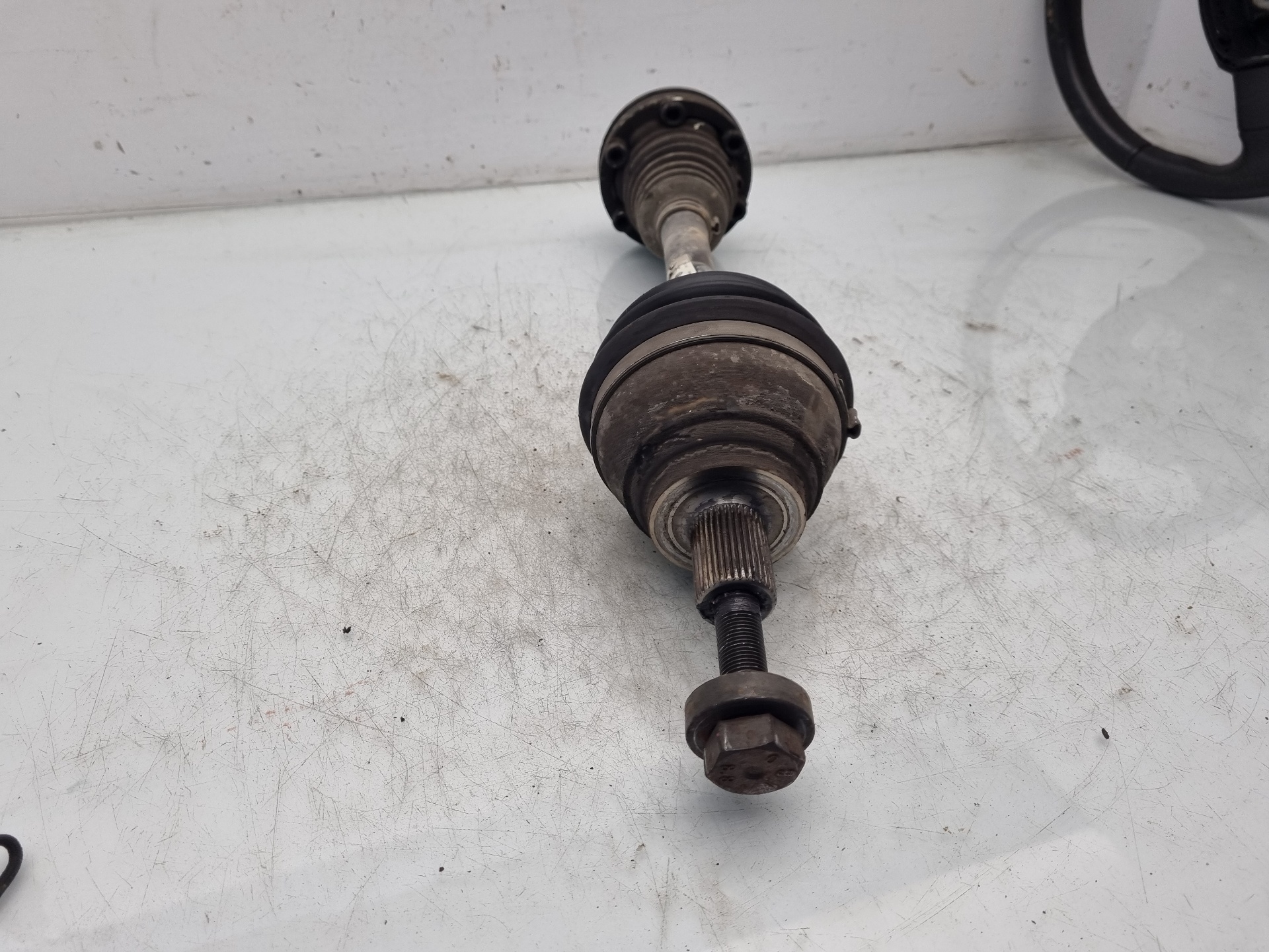 TRANSMISION DELANTERA IZQUIERDA AUDI A3 BMN