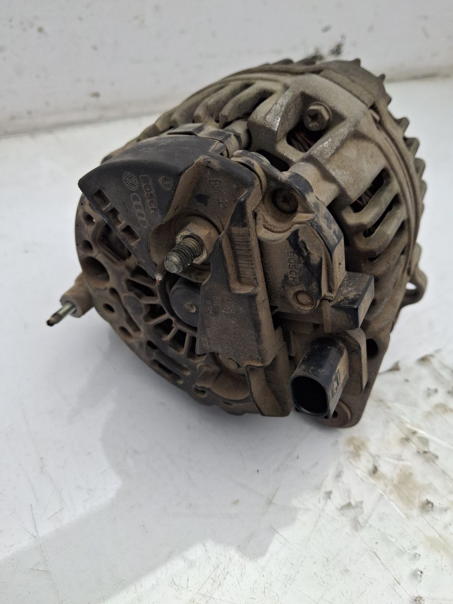 ALTERNADOR VOLKSWAGEN GOLF 