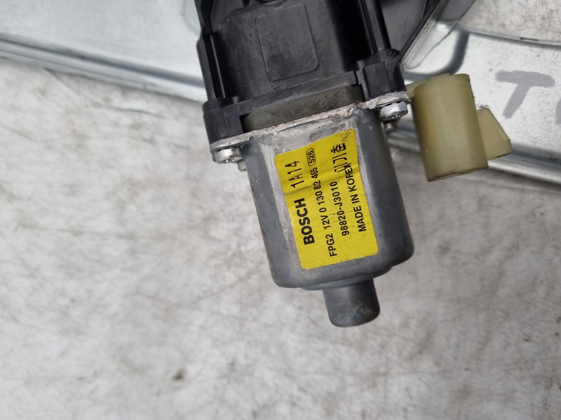 ELEVALUNAS TRASERO IZQUIERDO CHEVROLET CRUZE Z20D1