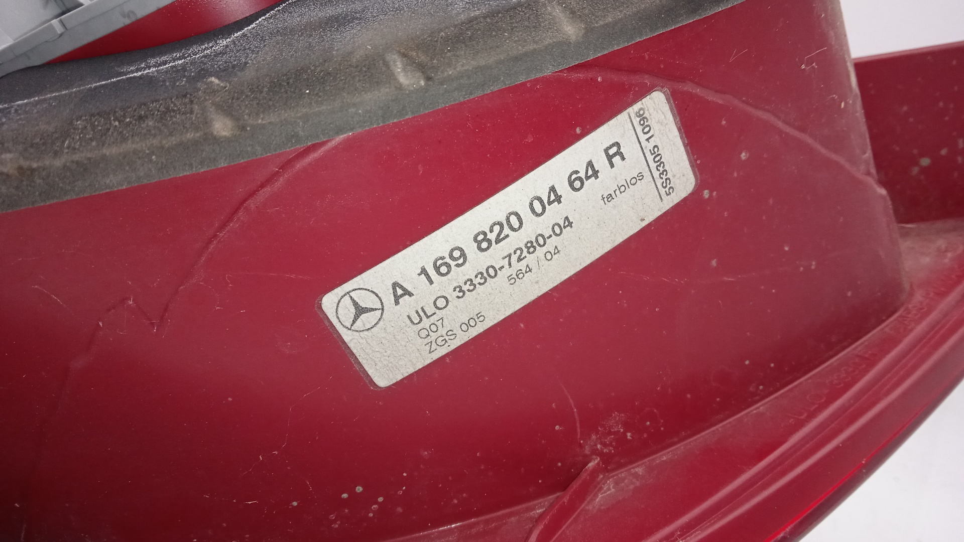 PILOTO TRASERO DERECHO MERCEDES-BENZ CLASE A M266920