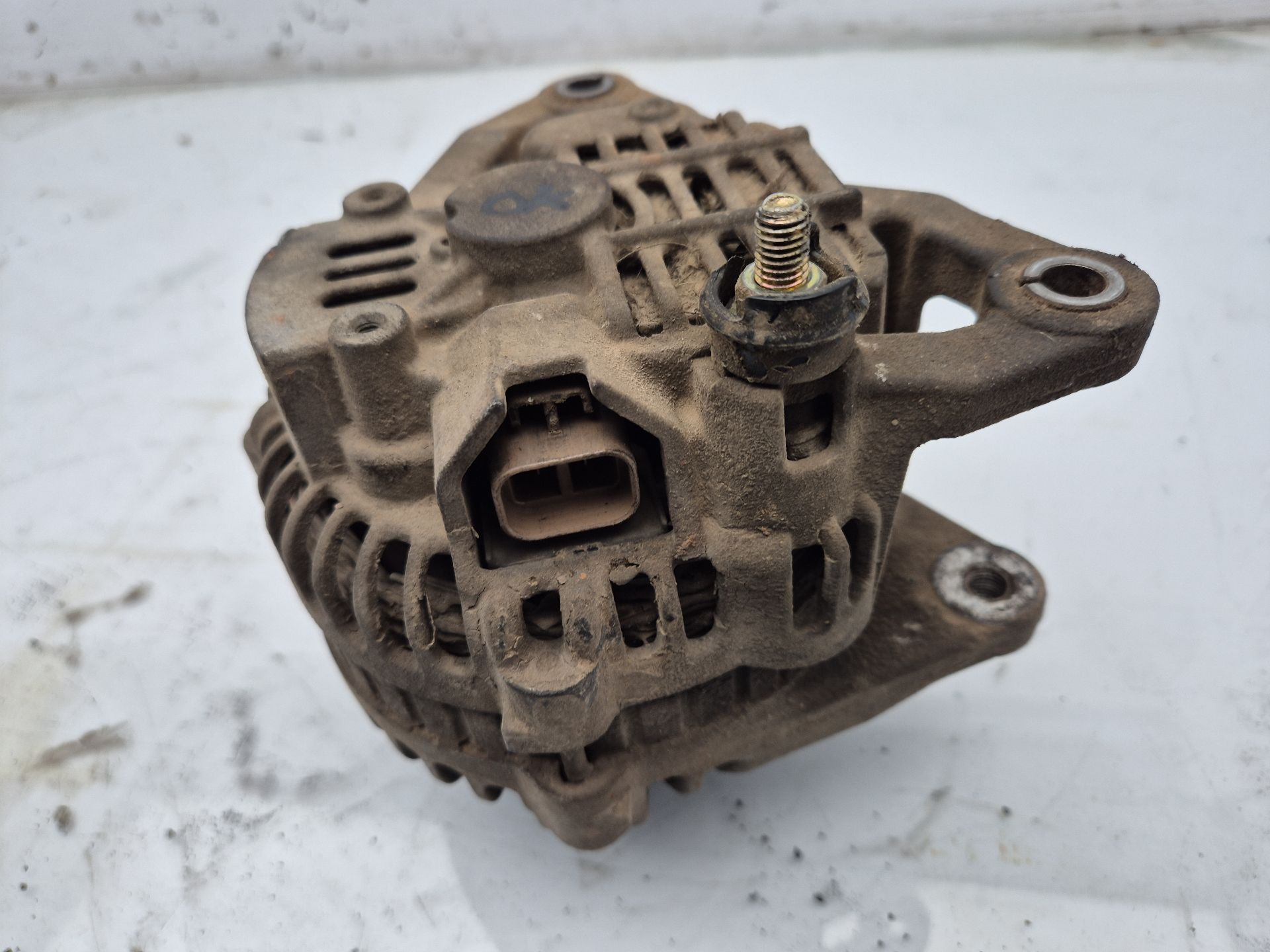 ALTERNADOR MAZDA MPV 
