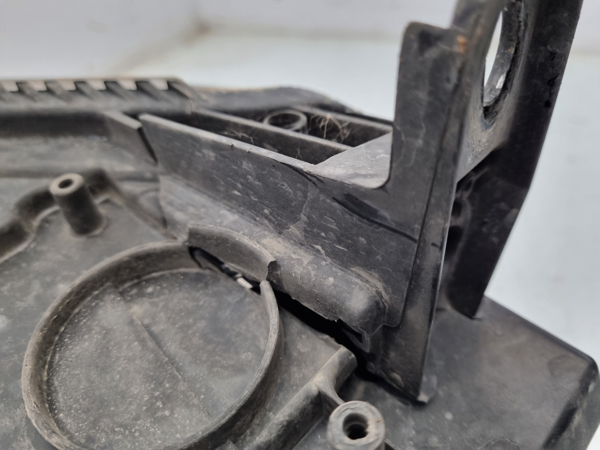 FARO IZQUIERDO AUDI A6 