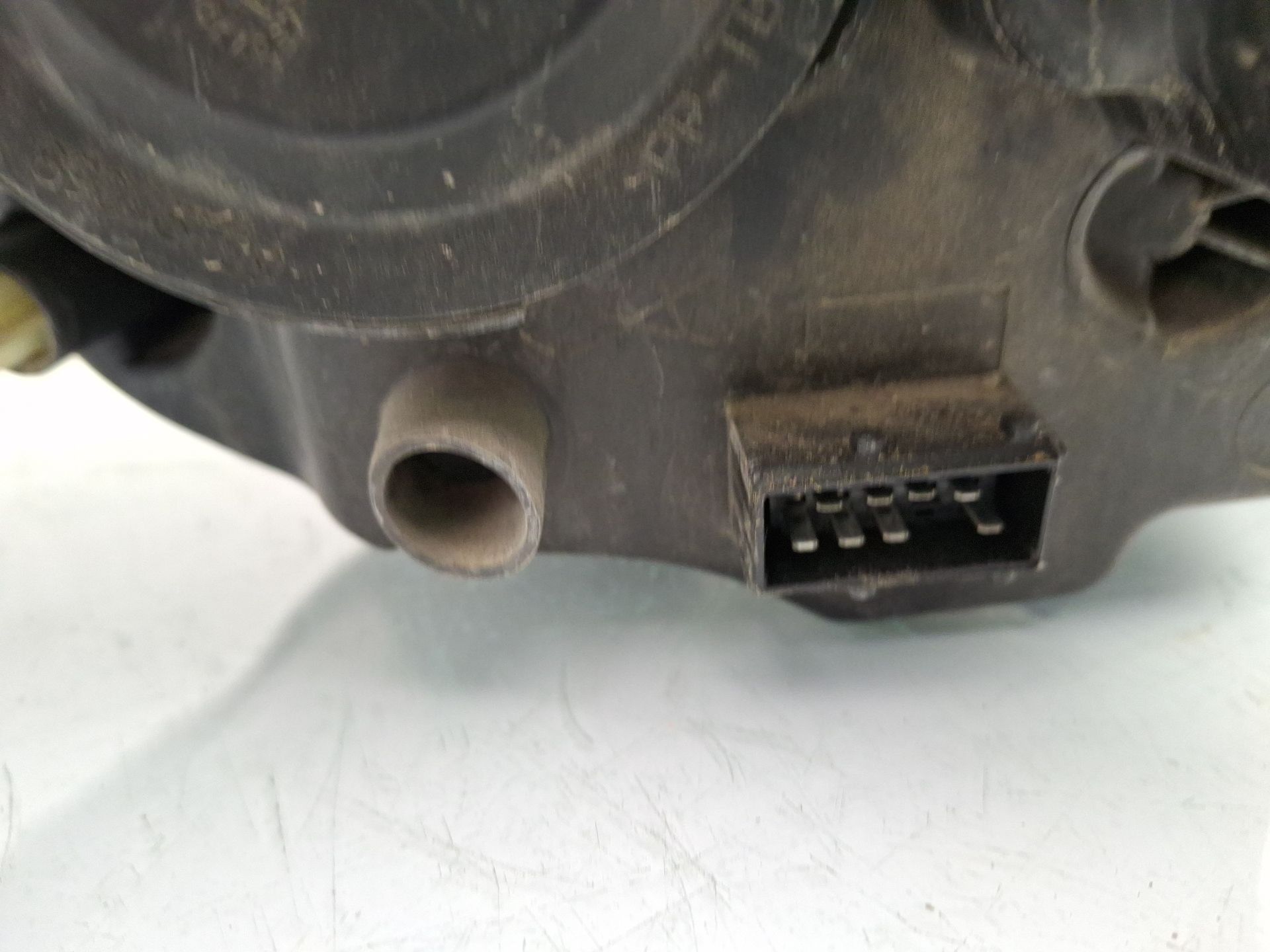 FARO IZQUIERDO PEUGEOT 1007 