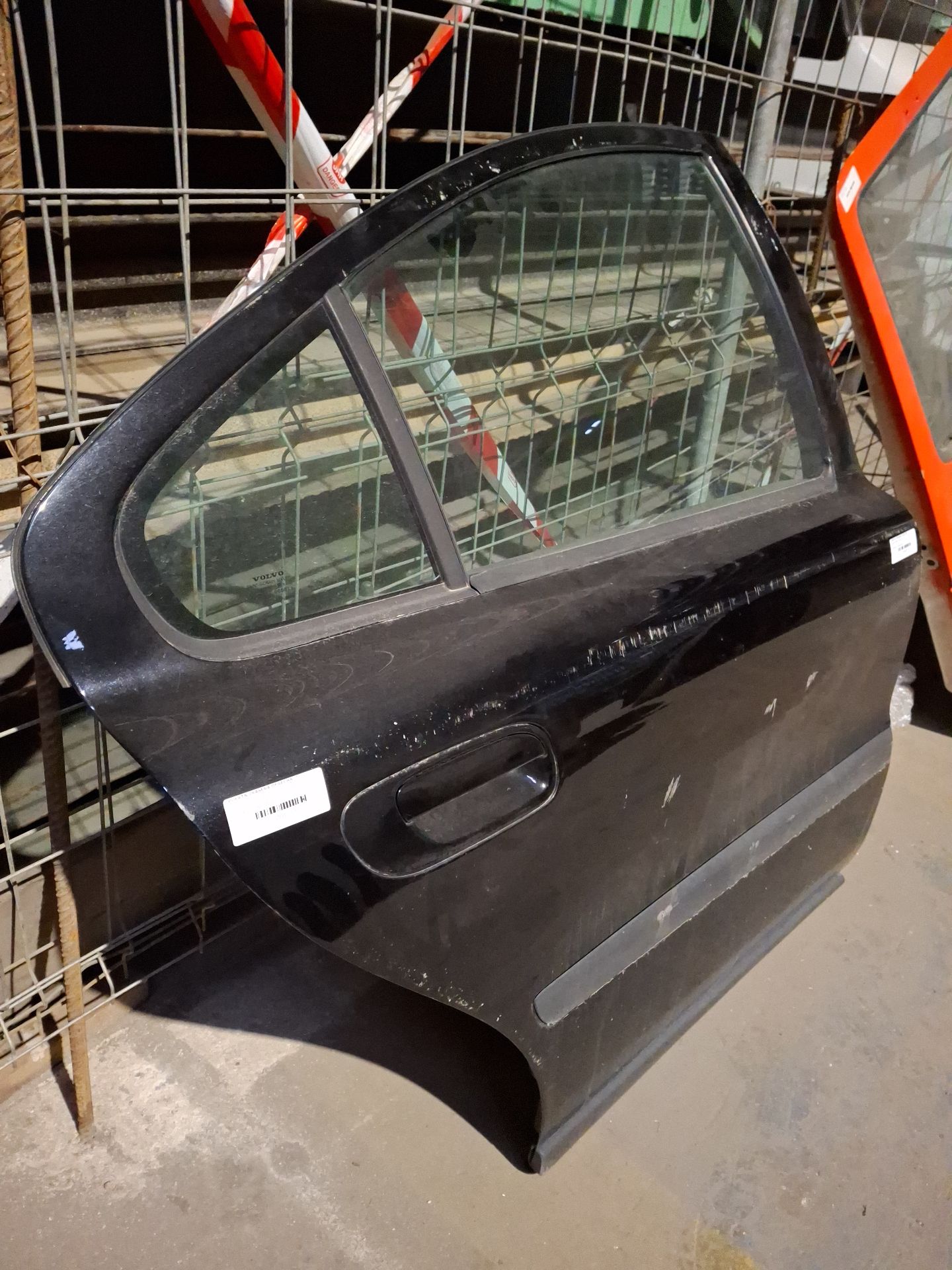 PUERTA TRASERA DERECHA VOLVO S60 