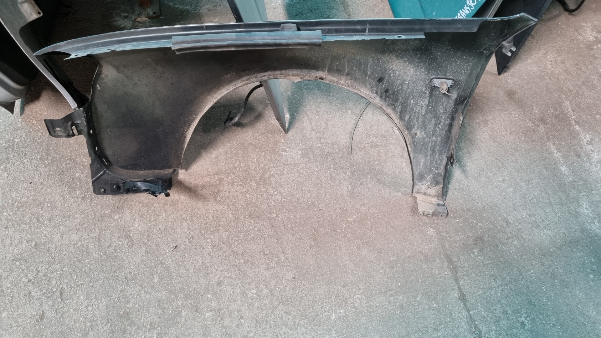 ALETA DELANTERA DERECHA AUDI A6 AVF