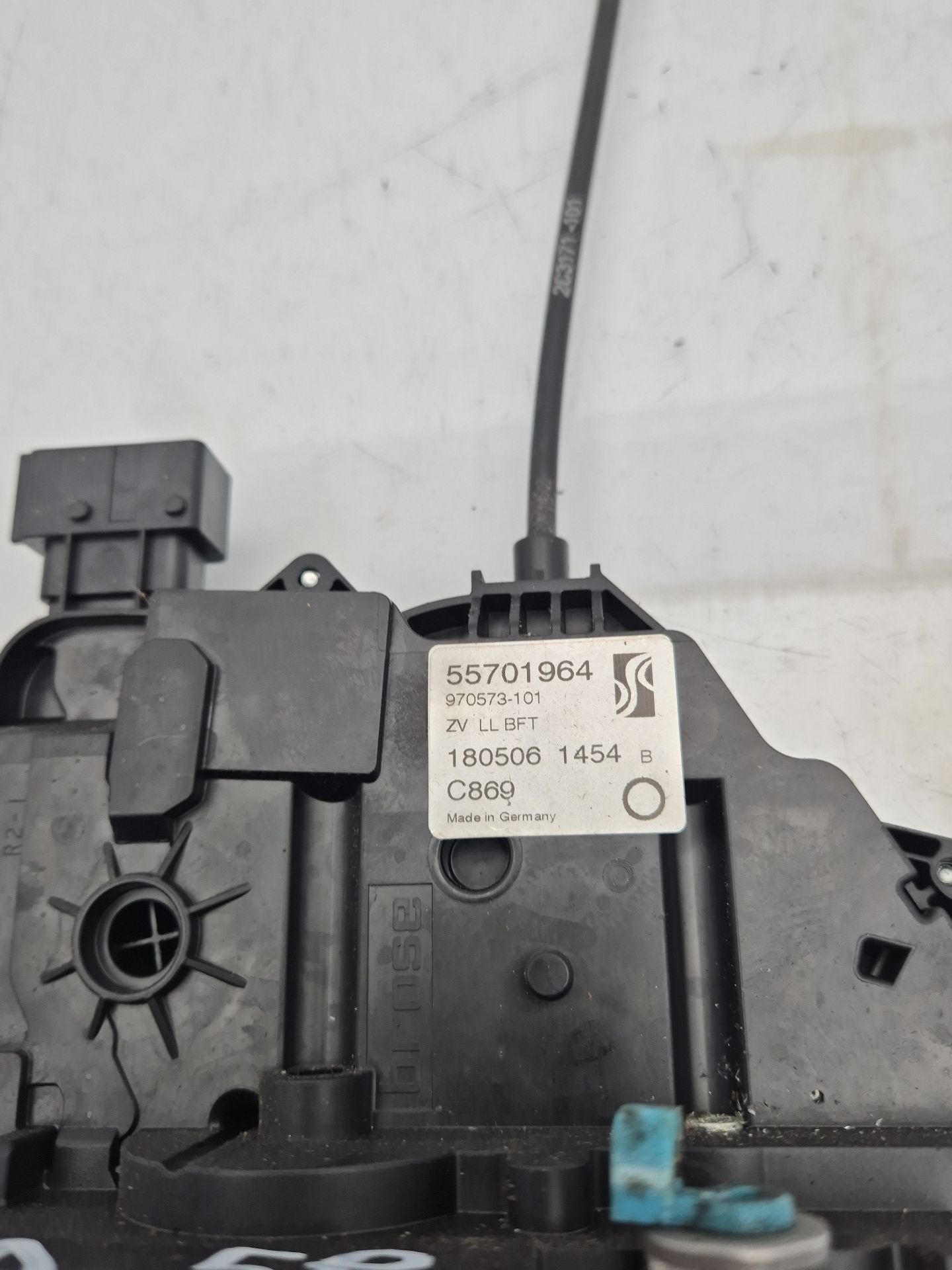 CERRADURA PUERTA DELANTERA DERECHA FIAT GRANDE 