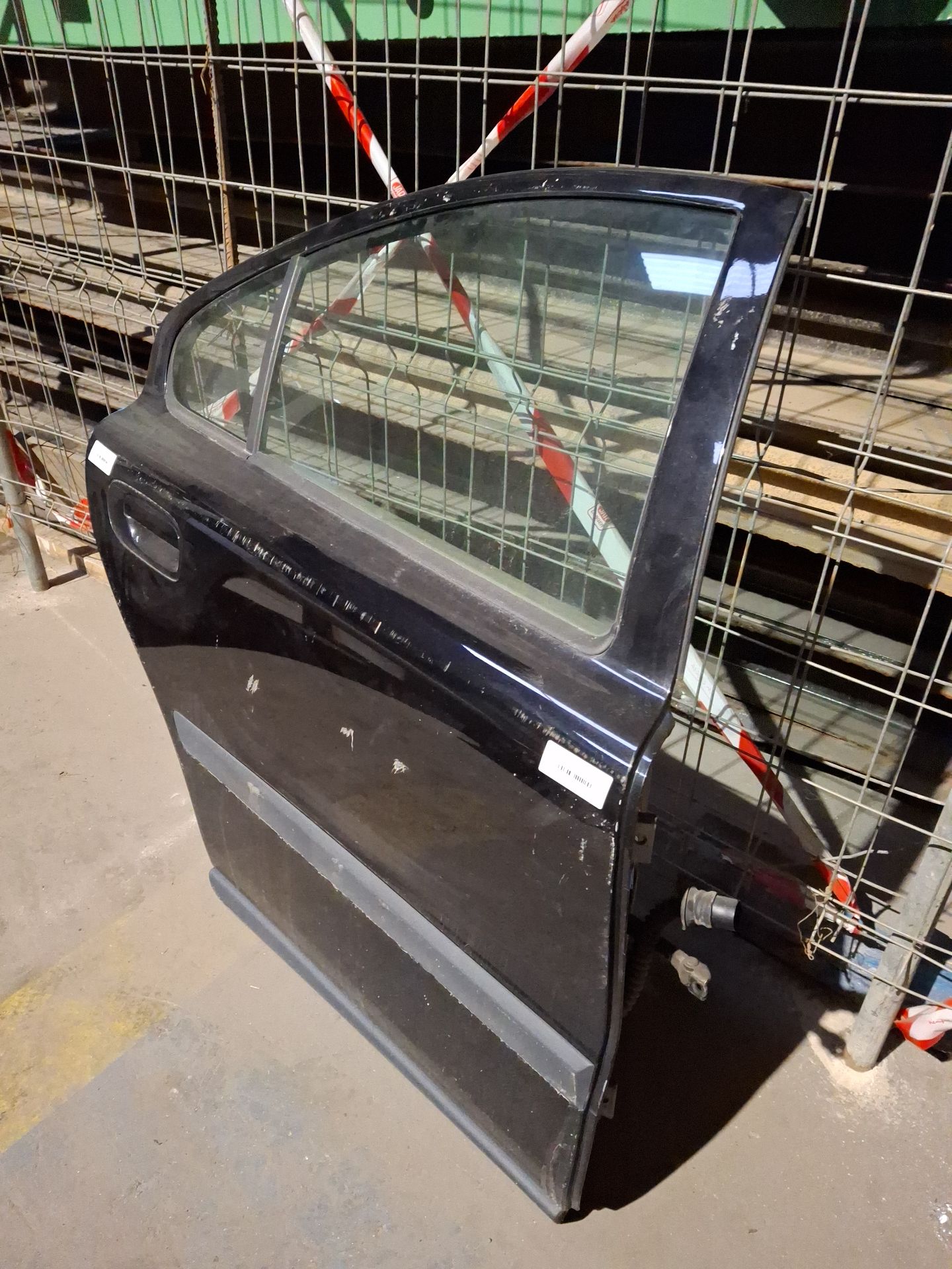 PUERTA TRASERA DERECHA VOLVO S60 