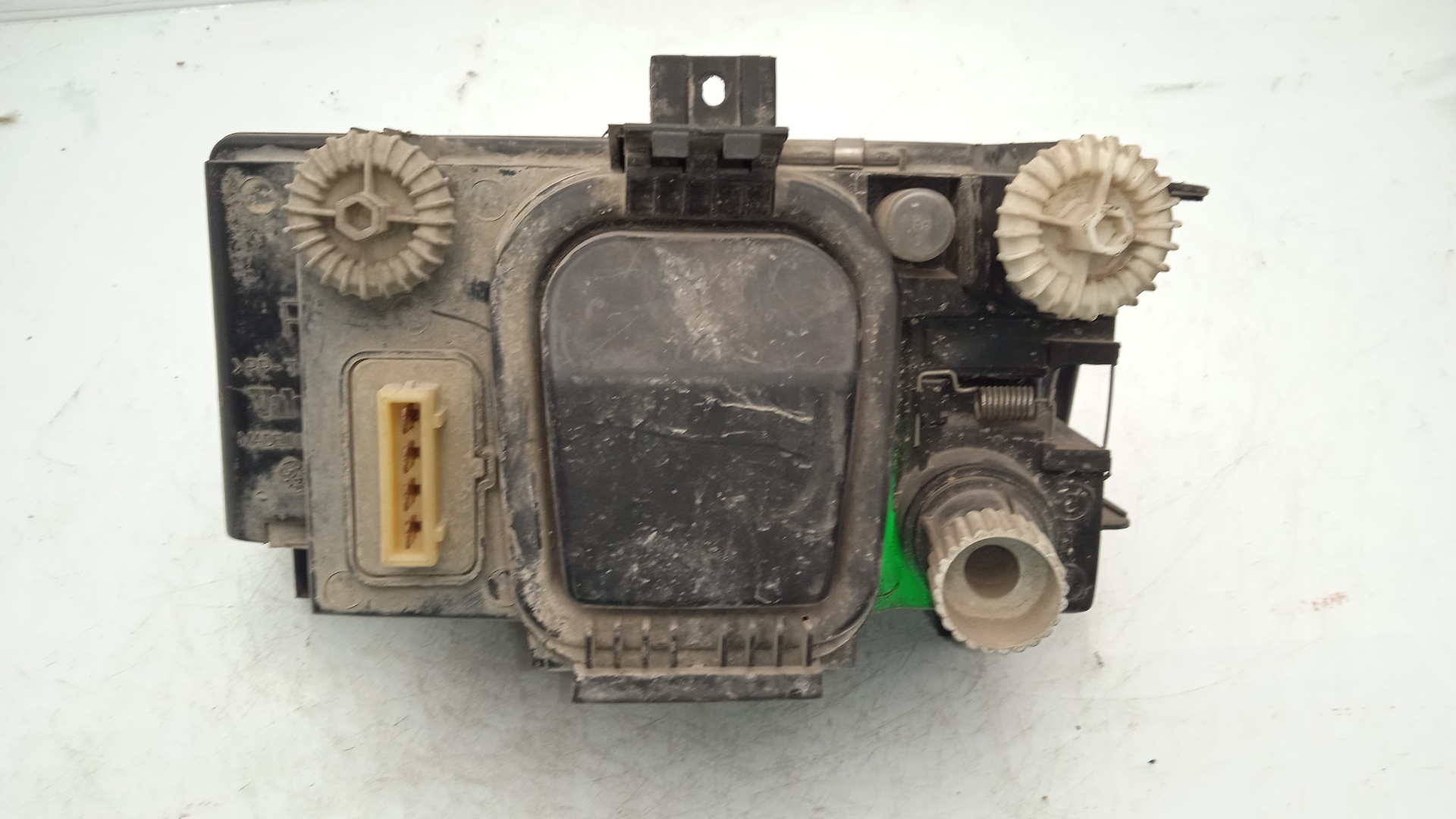 FARO DERECHO SEAT IBIZA 