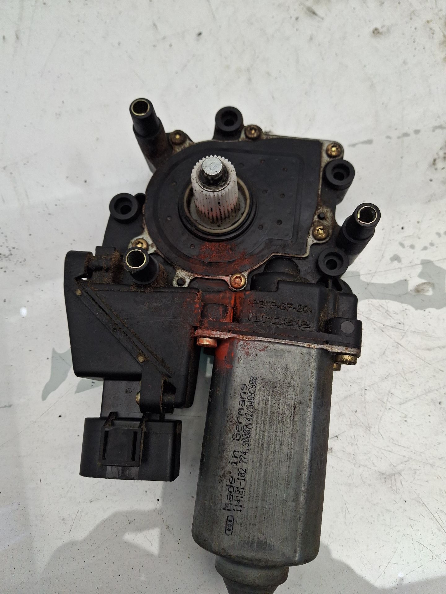 MOTOR ELEVALUNAS DELANTERO IZQUIERDO AUDI A3 
