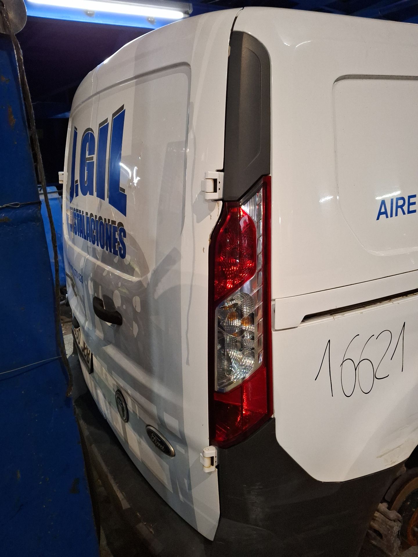 PORTON TRASERO DERECHO FORD TRANSIT 
