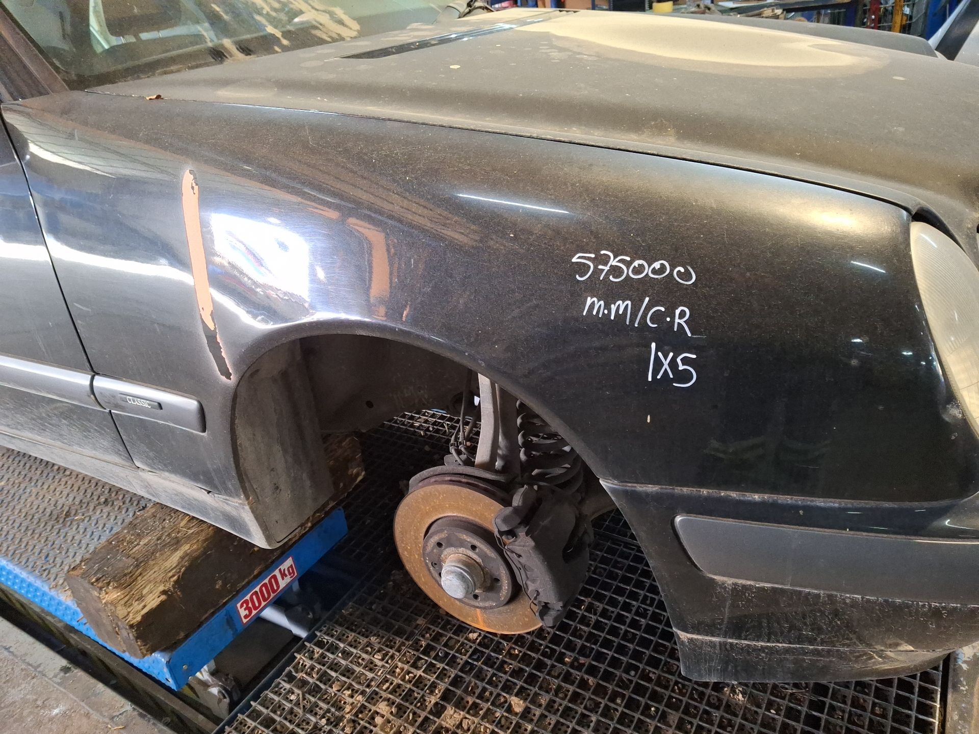 ALETA DELANTERA DERECHA MERCEDES-BENZ CLASE E 