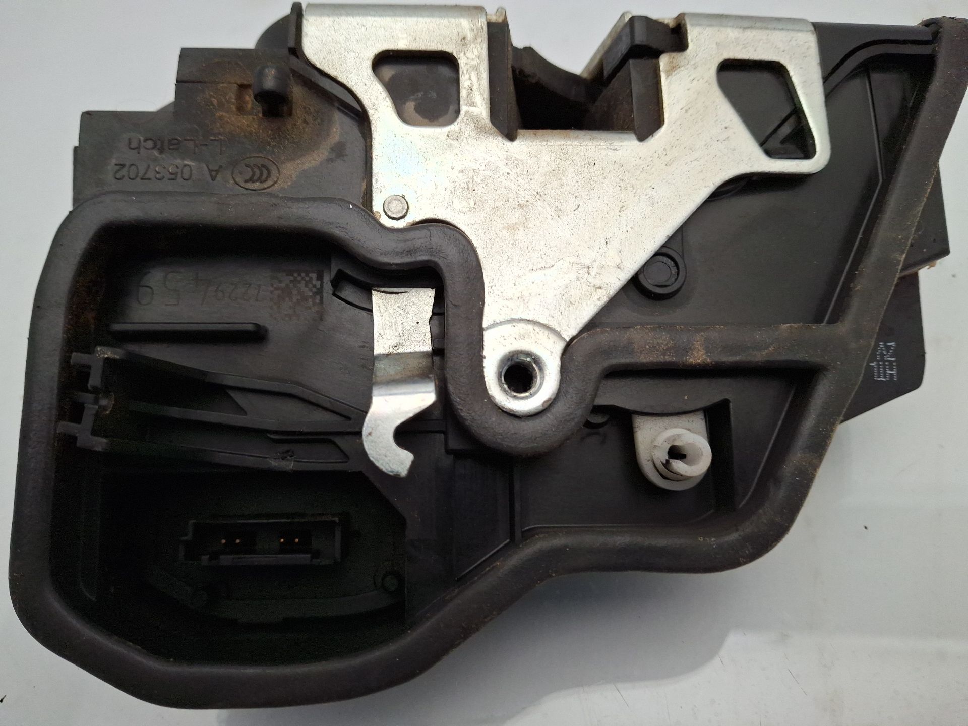 CERRADURA PUERTA TRASERA IZQUIERDA BMW 3 