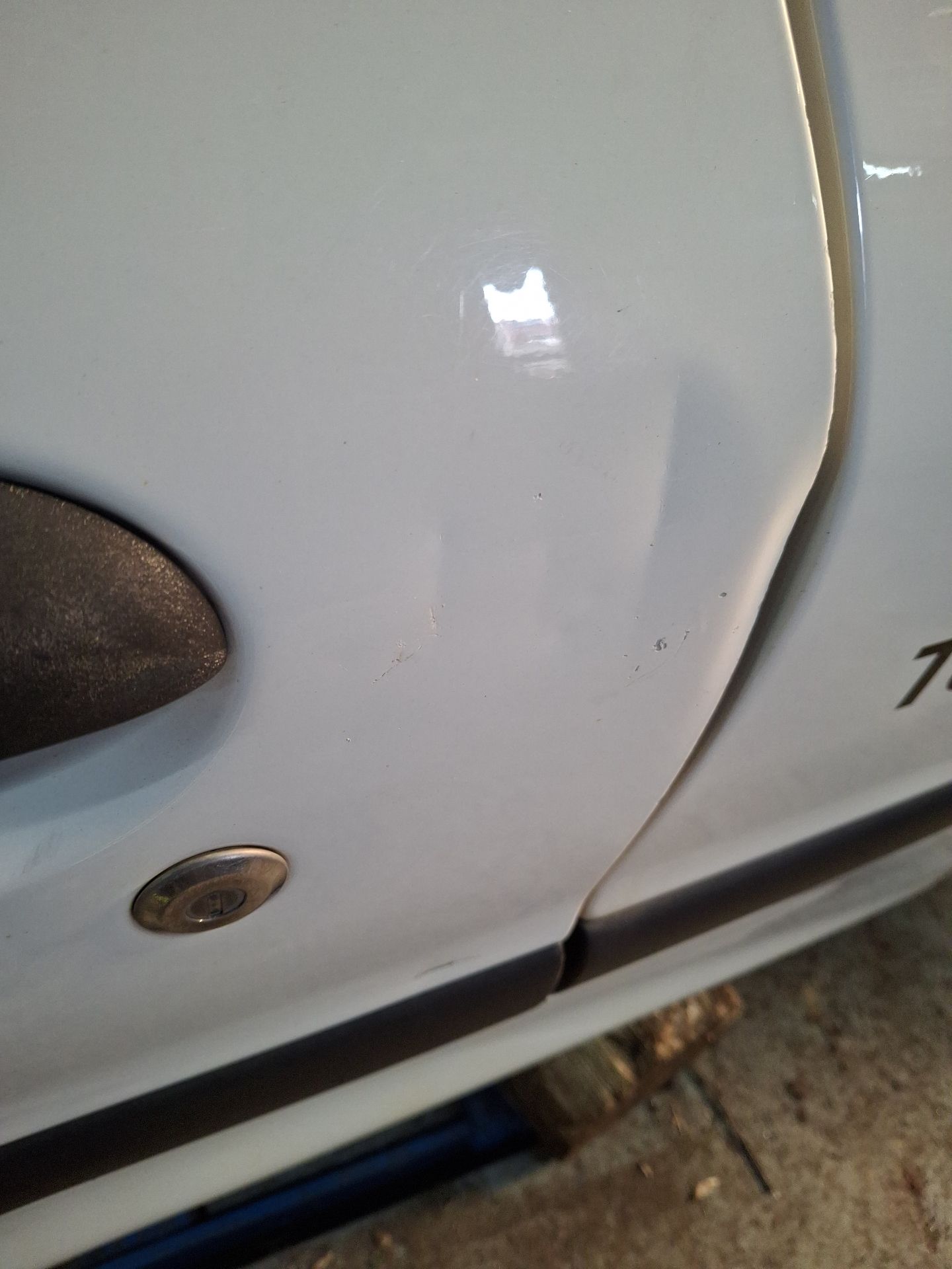 PUERTA DELANTERA IZQUIERDA PEUGEOT 206+ 