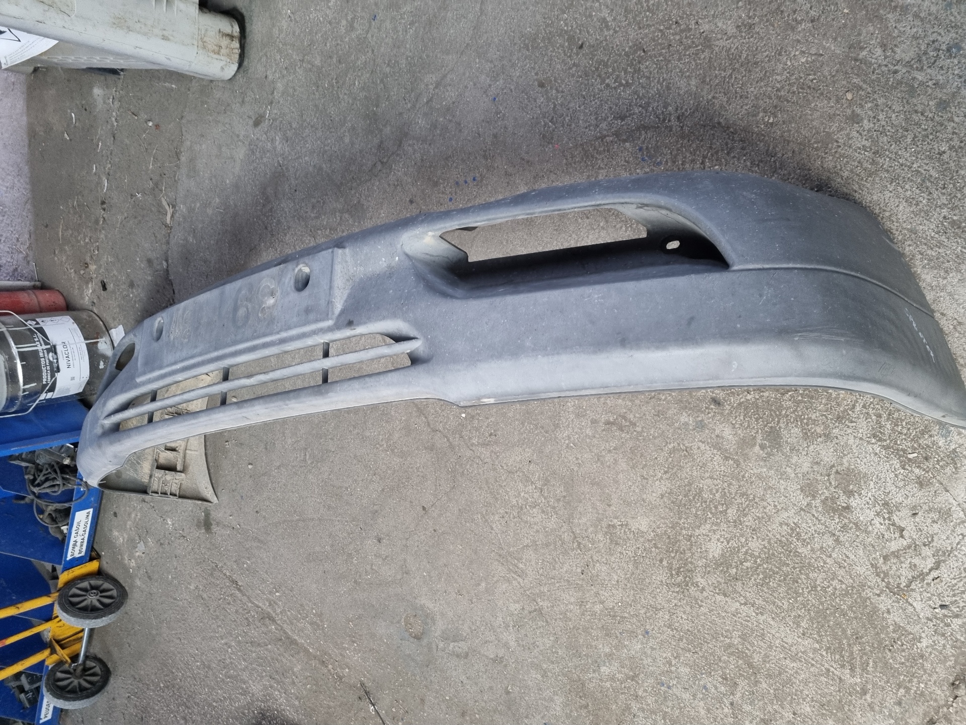 PARAGOLPES DELANTERO MERCEDES-BENZ SPRINTER 612981