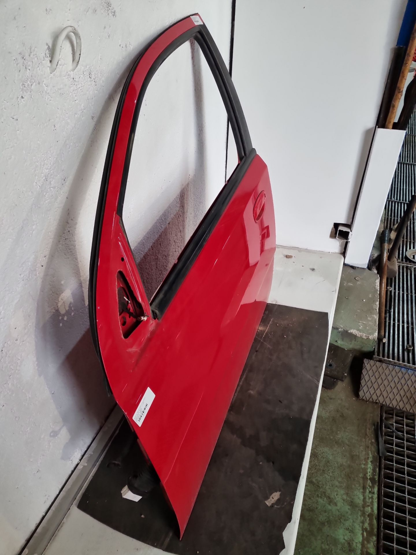 PUERTA DELANTERA IZQUIERDA CHEVROLET AVEO 