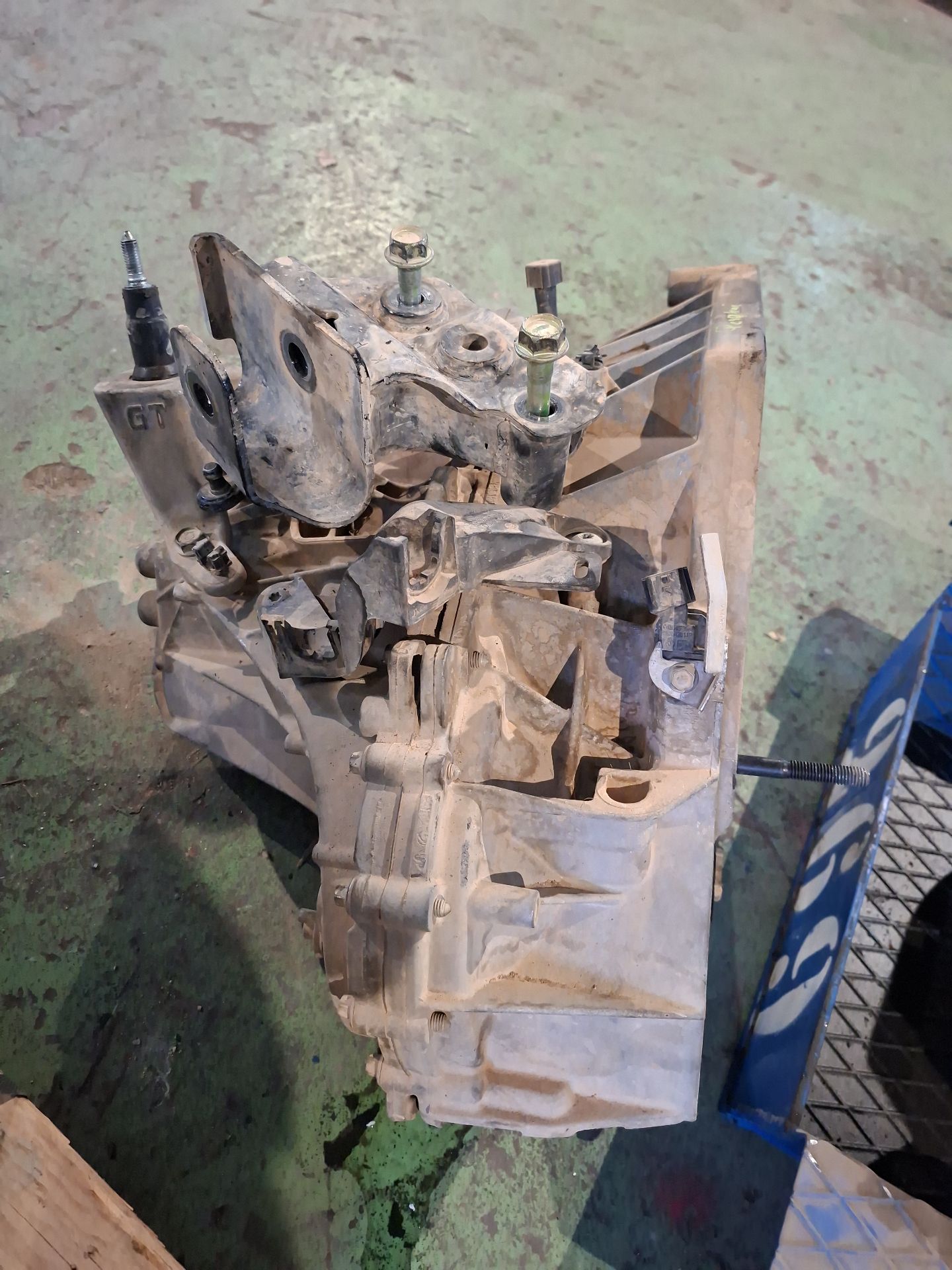 CAJA CAMBIOS NISSAN QASHQAI 