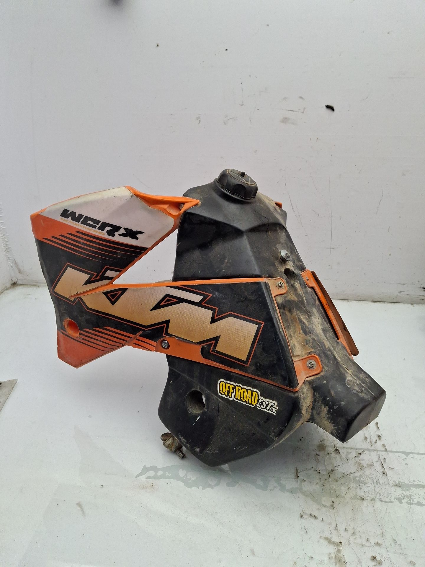 CARENADO DELANTERO DERECHO KTM ENDURO 