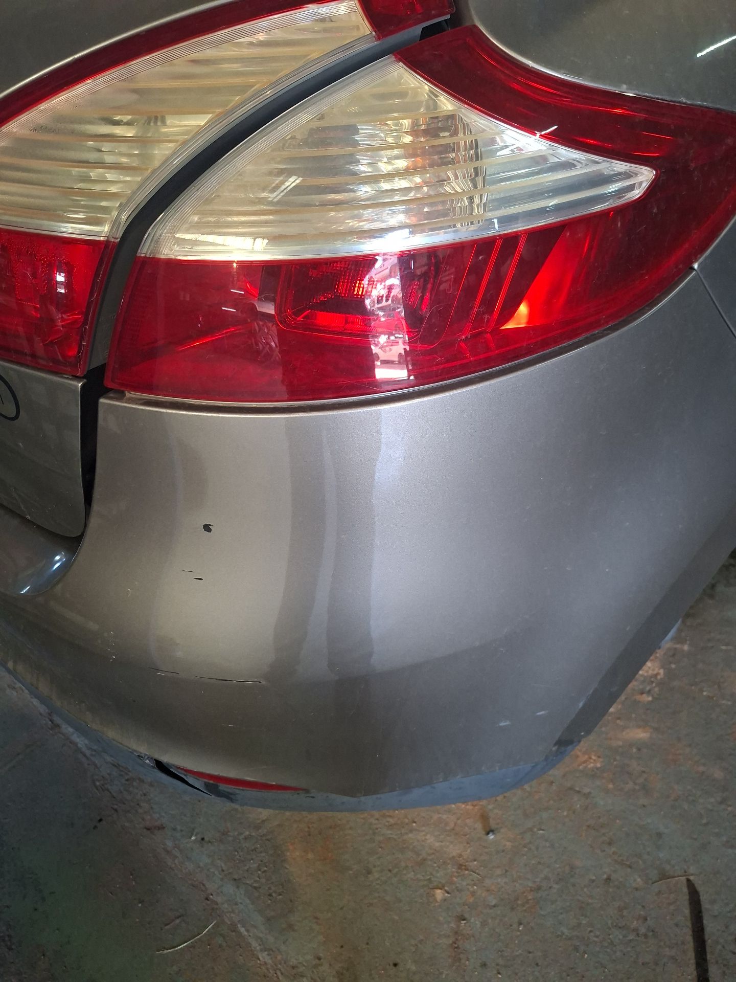  RENAULT MEGANE III Hatchback (BZ0/1_, B3_) 1.6 16V (BZ1B, BZ1H)