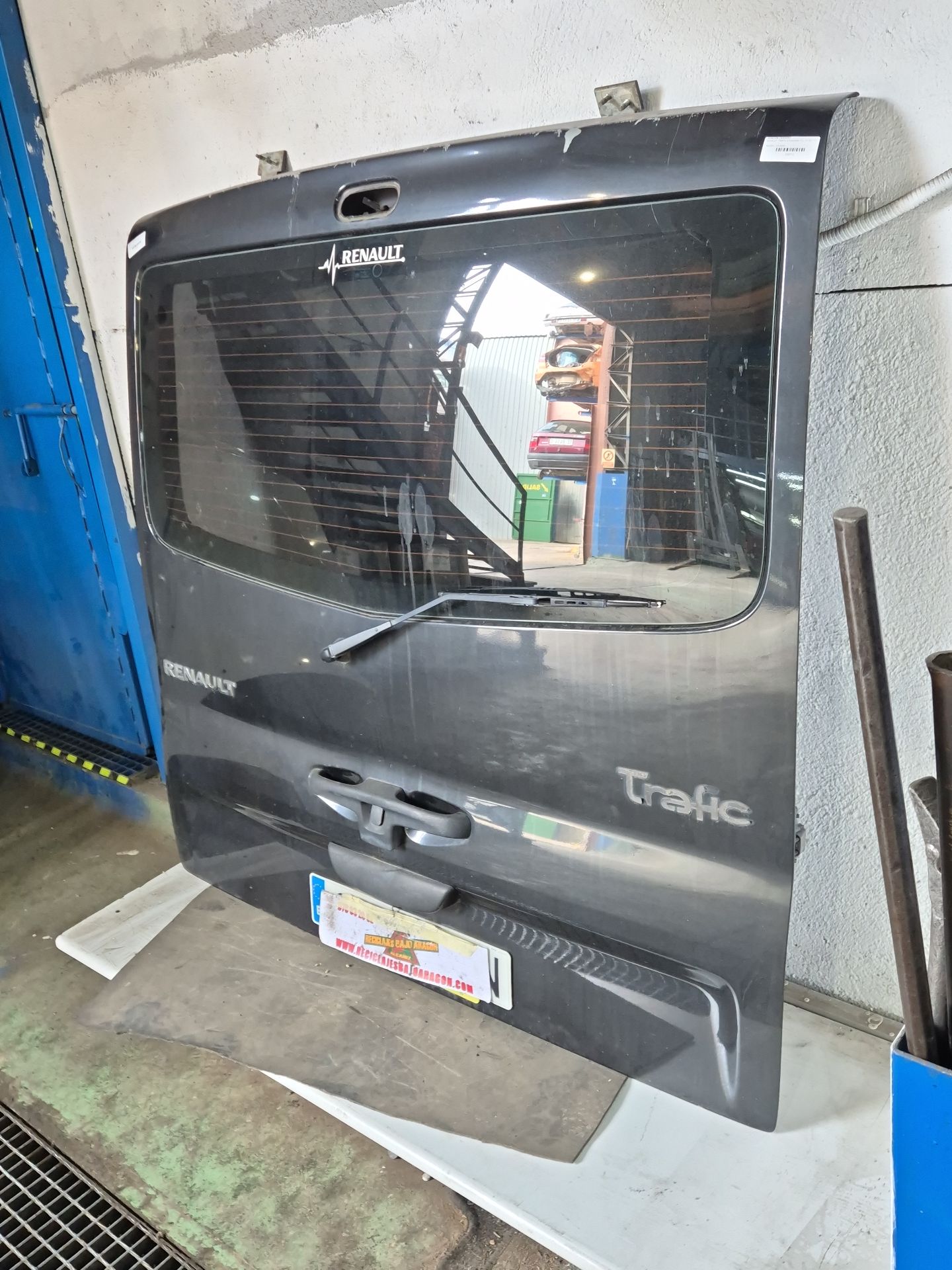 PORTON TRASERO RENAULT TRAFIC 