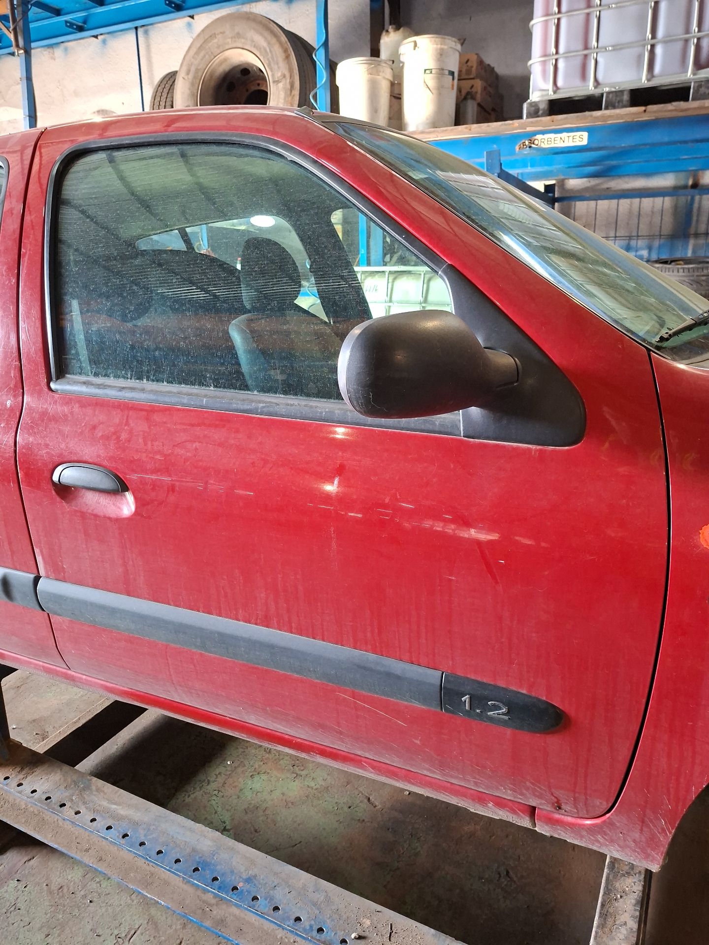 PUERTA DELANTERA DERECHA RENAULT CLIO 