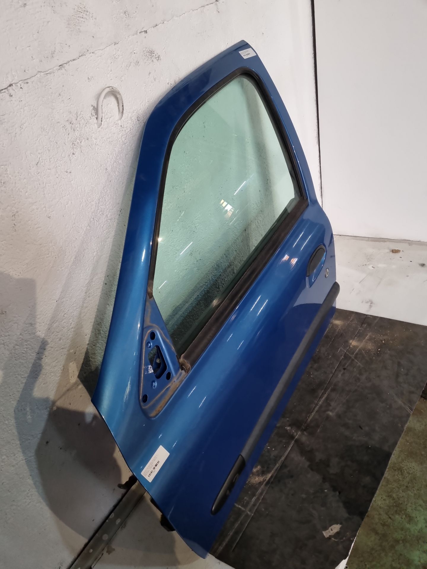 PUERTA DELANTERA IZQUIERDA RENAULT CLIO 