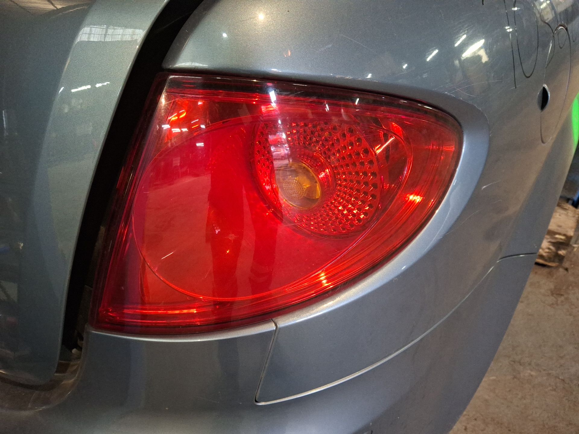  SEAT TOLEDO III (5P2) 2.0 FSI