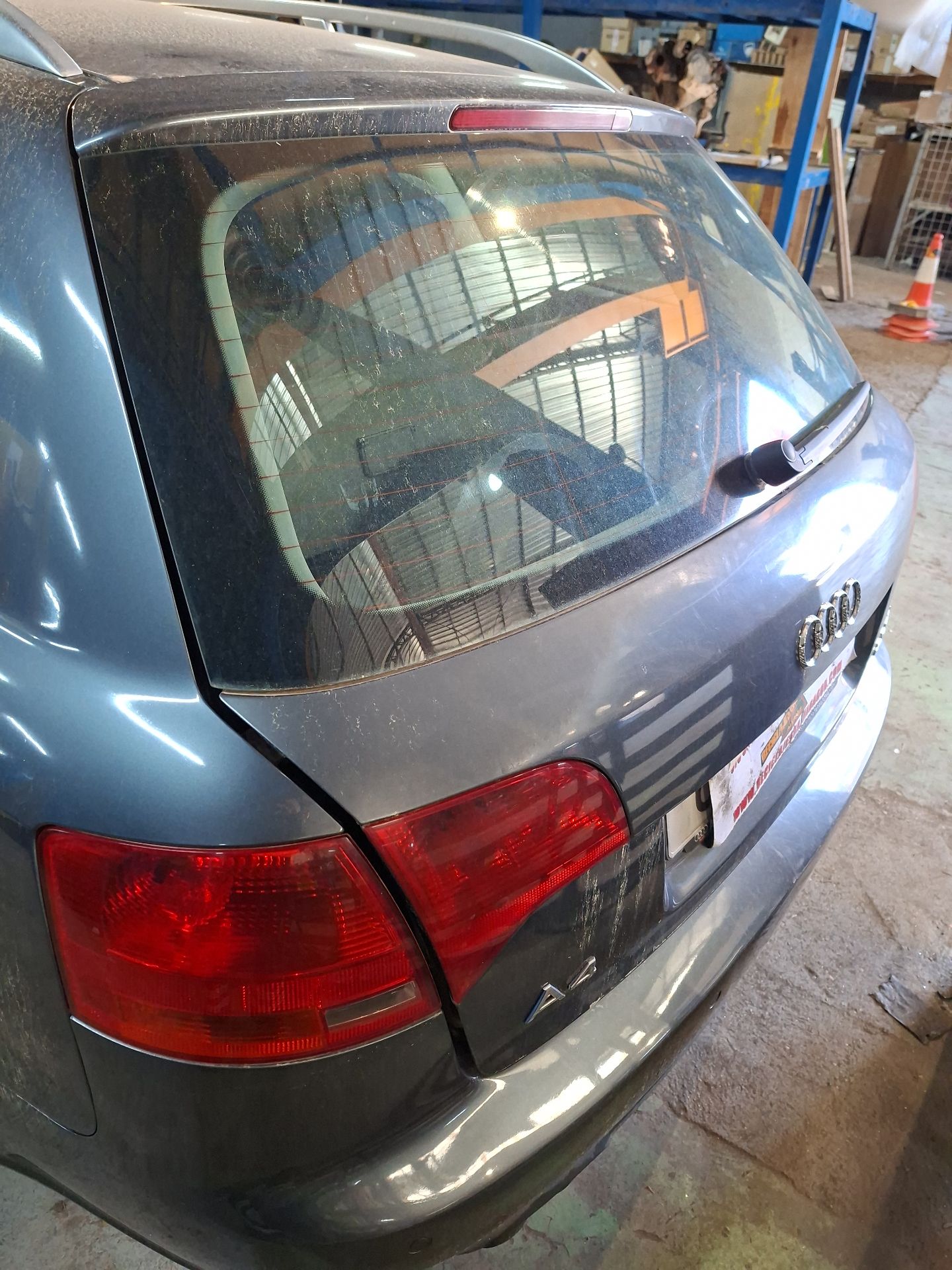 PORTON TRASERO AUDI A4 