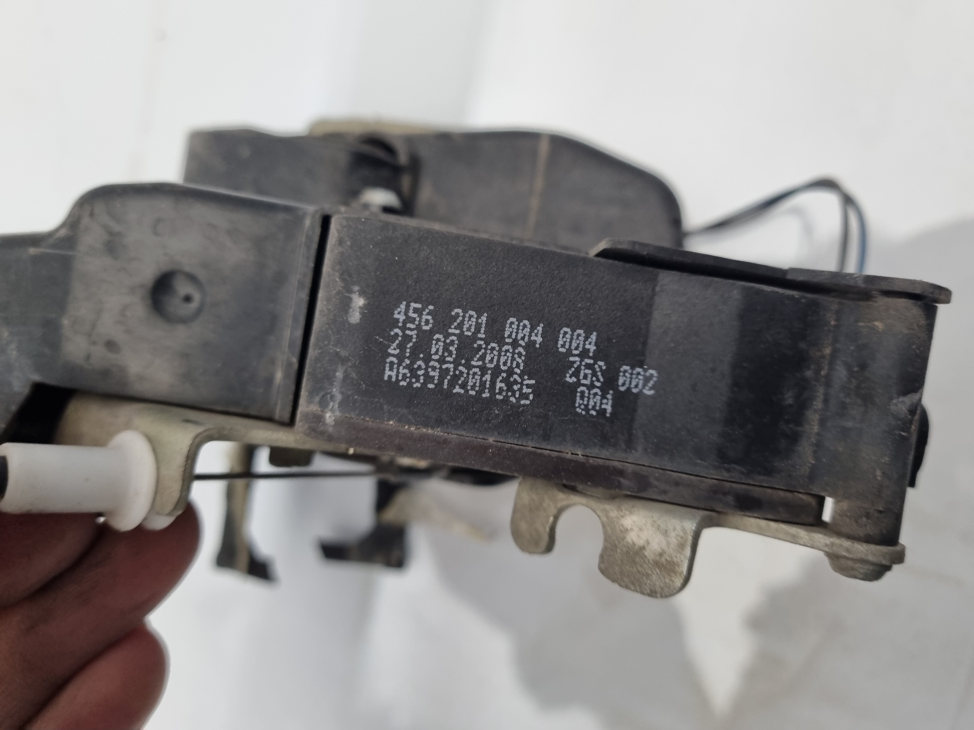 CERRADURA PUERTA DELANTERA IZQUIERDA MERCEDES-BENZ 646980