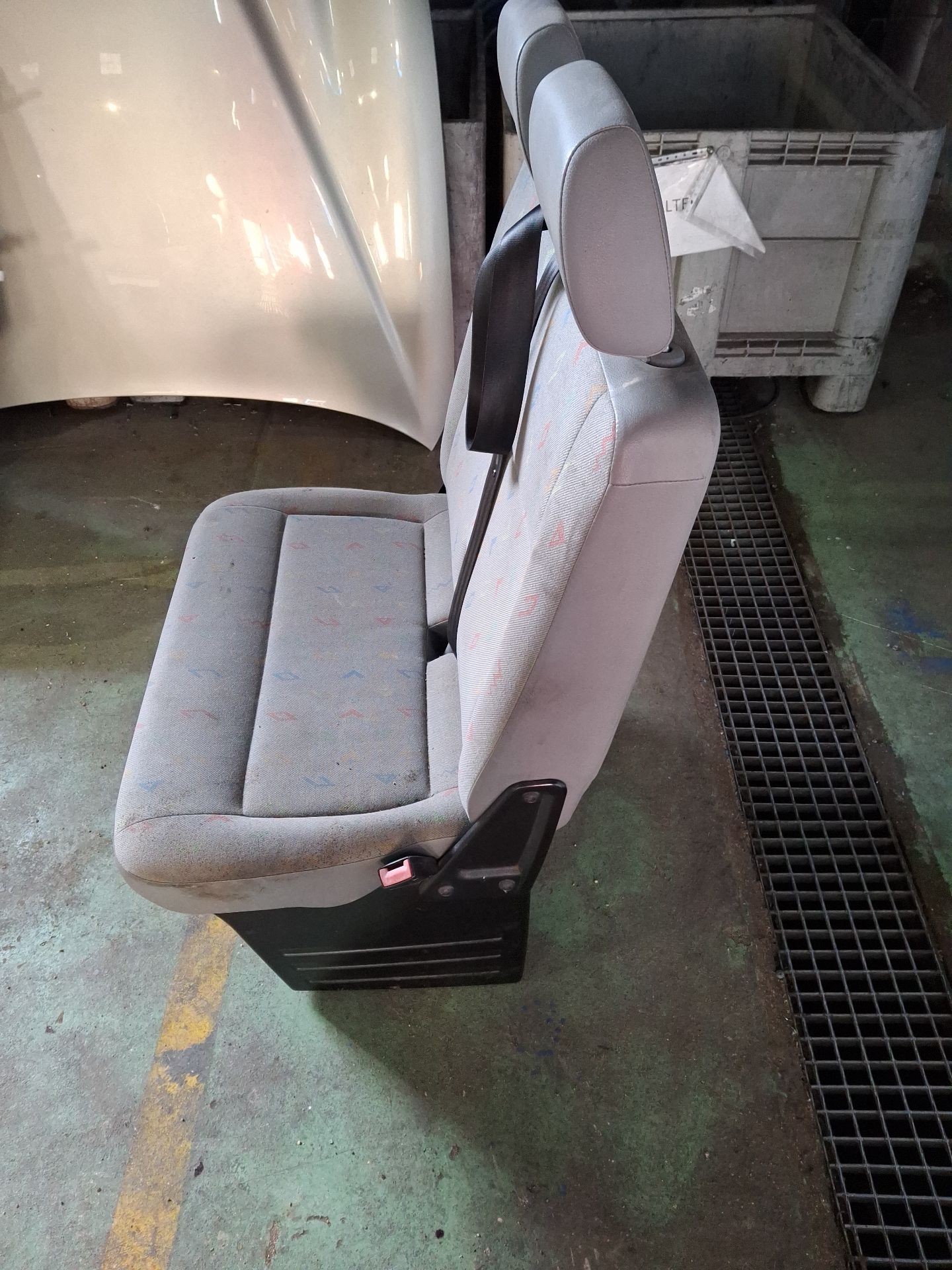  VOLKSWAGEN TRANSPORTER T5 Furgoneta (7HA, 7HH, 7EA, 7EH) 1.9 TDI