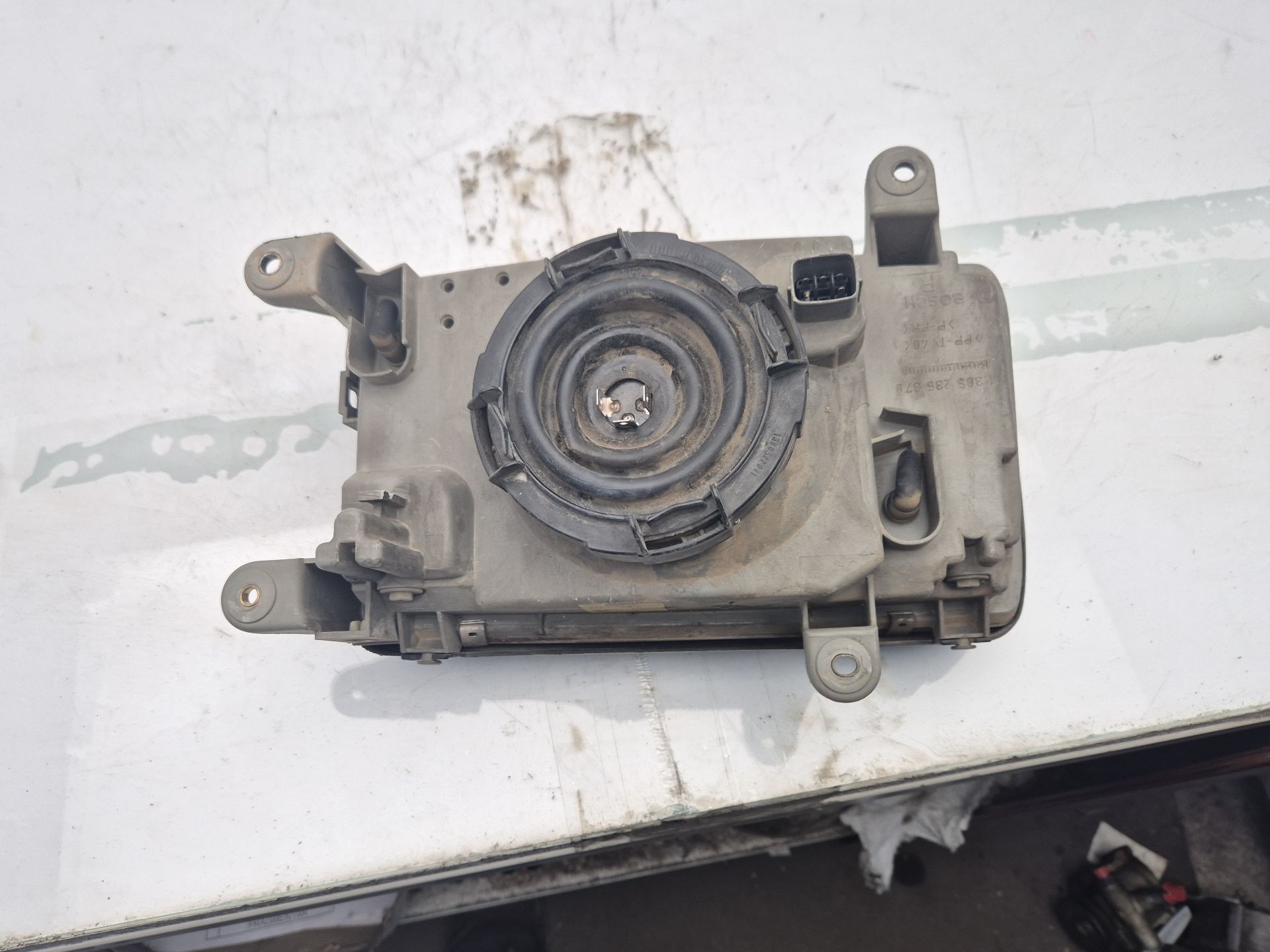 FARO DERECHO OPEL FRONTERA 