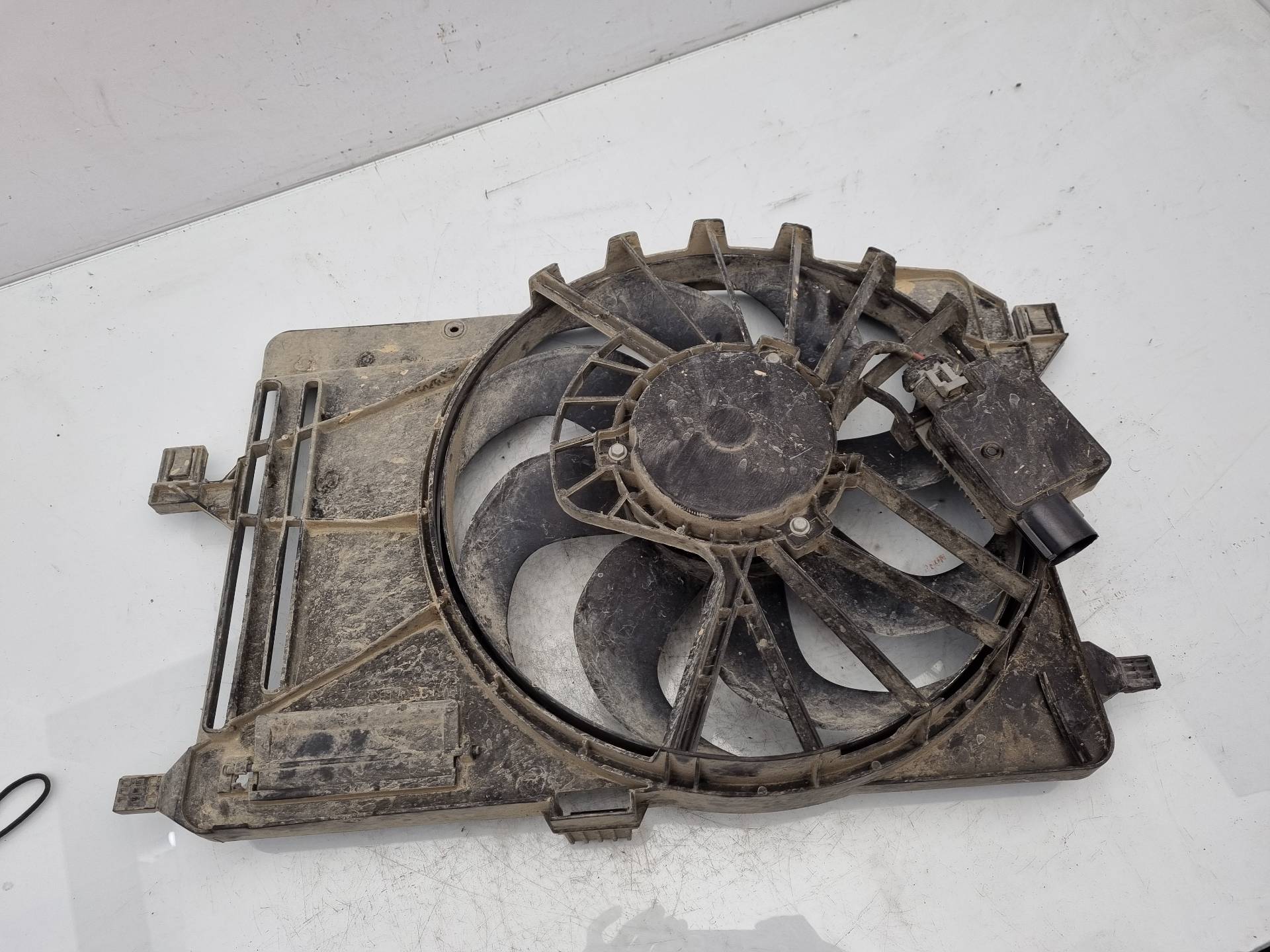 ELECTROVENTILADOR FORD FOCUS T3DA