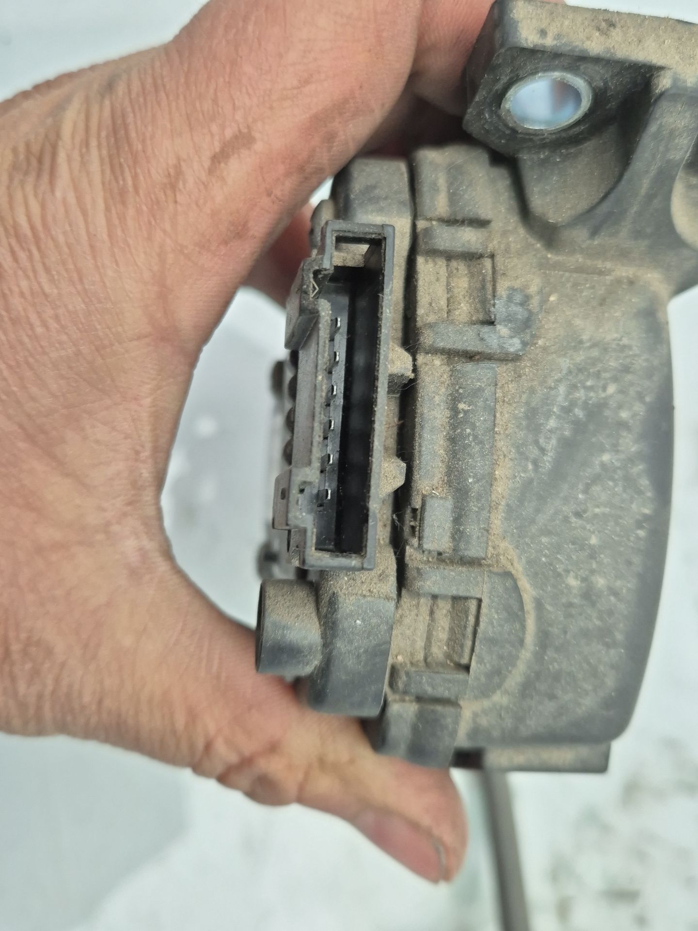 POTENCIOMETRO PEDAL RENAULT TRAFIC 