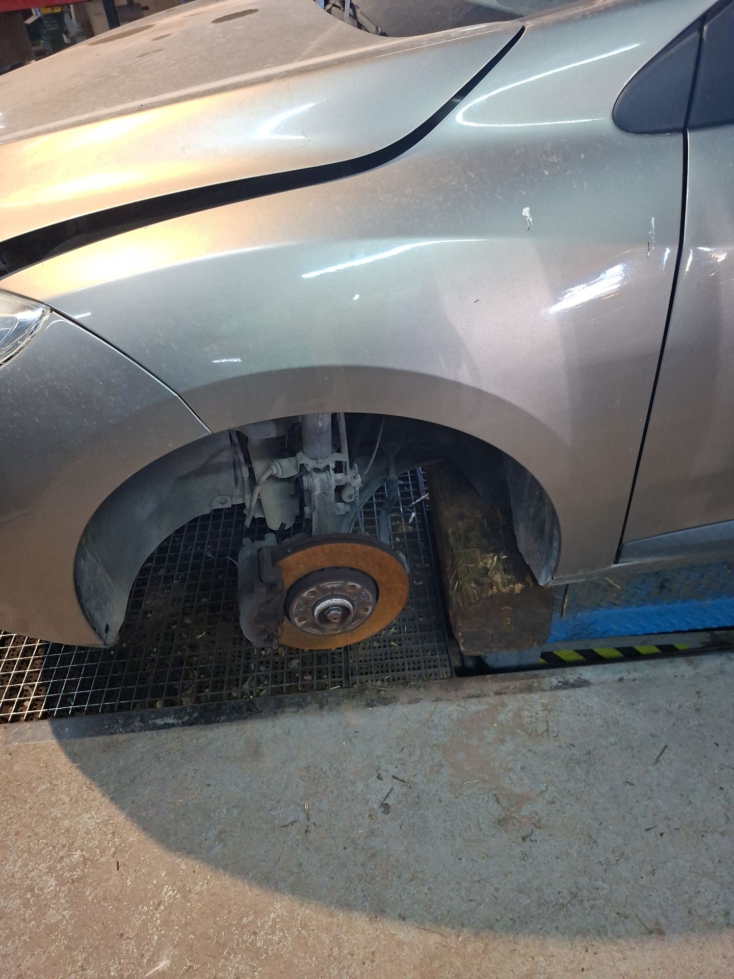  RENAULT MEGANE III Hatchback (BZ0/1_, B3_) 1.6 16V (BZ1B, BZ1H)