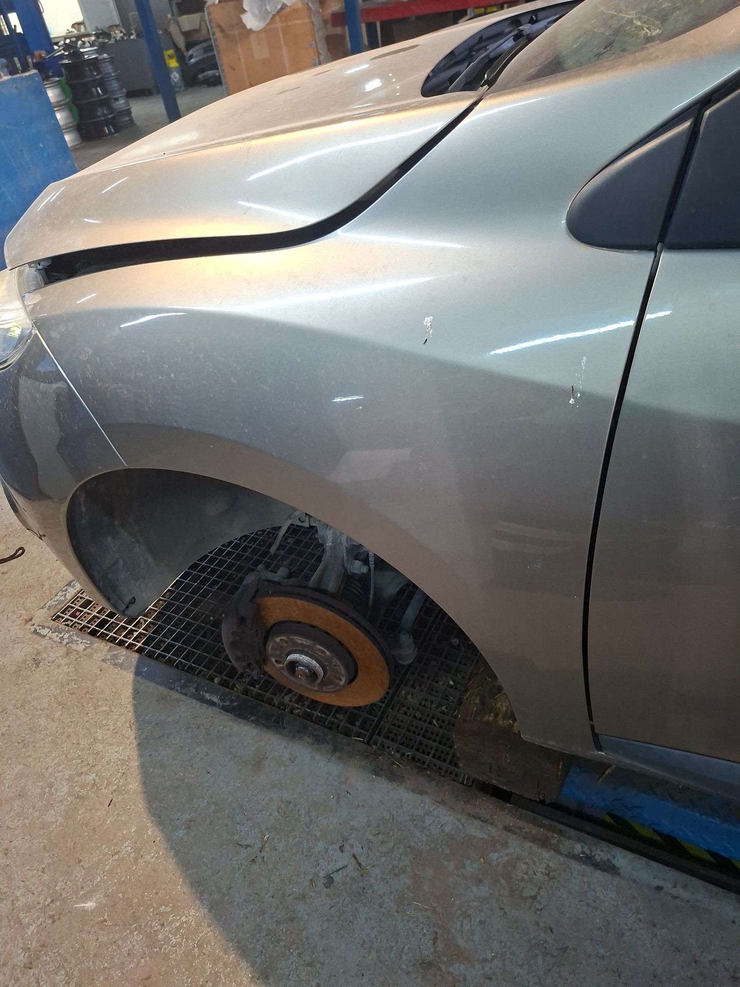 ALETA DELANTERA IZQUIERDA RENAULT MEGANE 