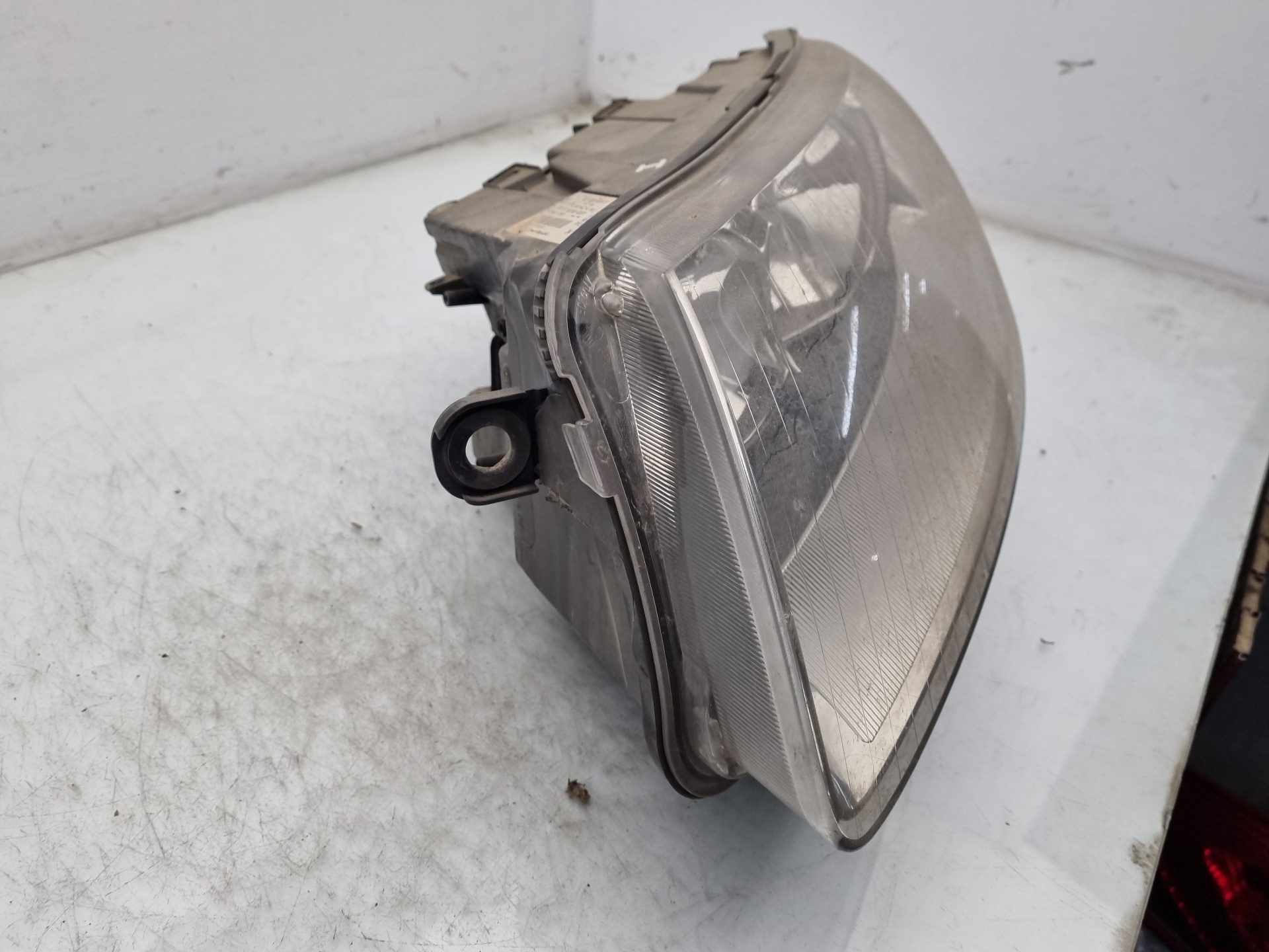 FARO IZQUIERDO AUDI A6 