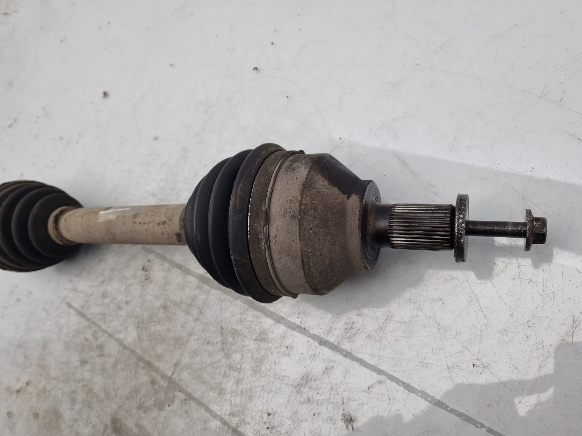 TRANSMISION DELANTERA IZQUIERDA VOLVO S40 D4204T/D