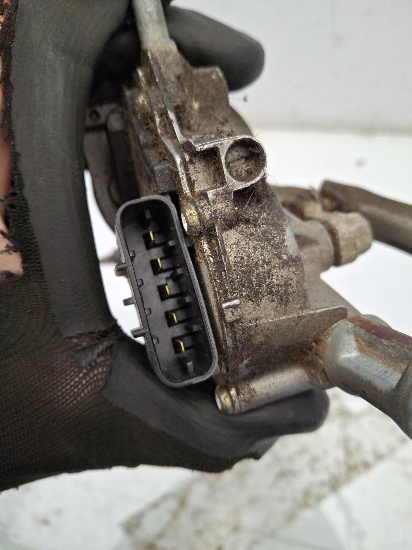 MOTOR LIMPIA DELANTERO FIAT PUNTO 