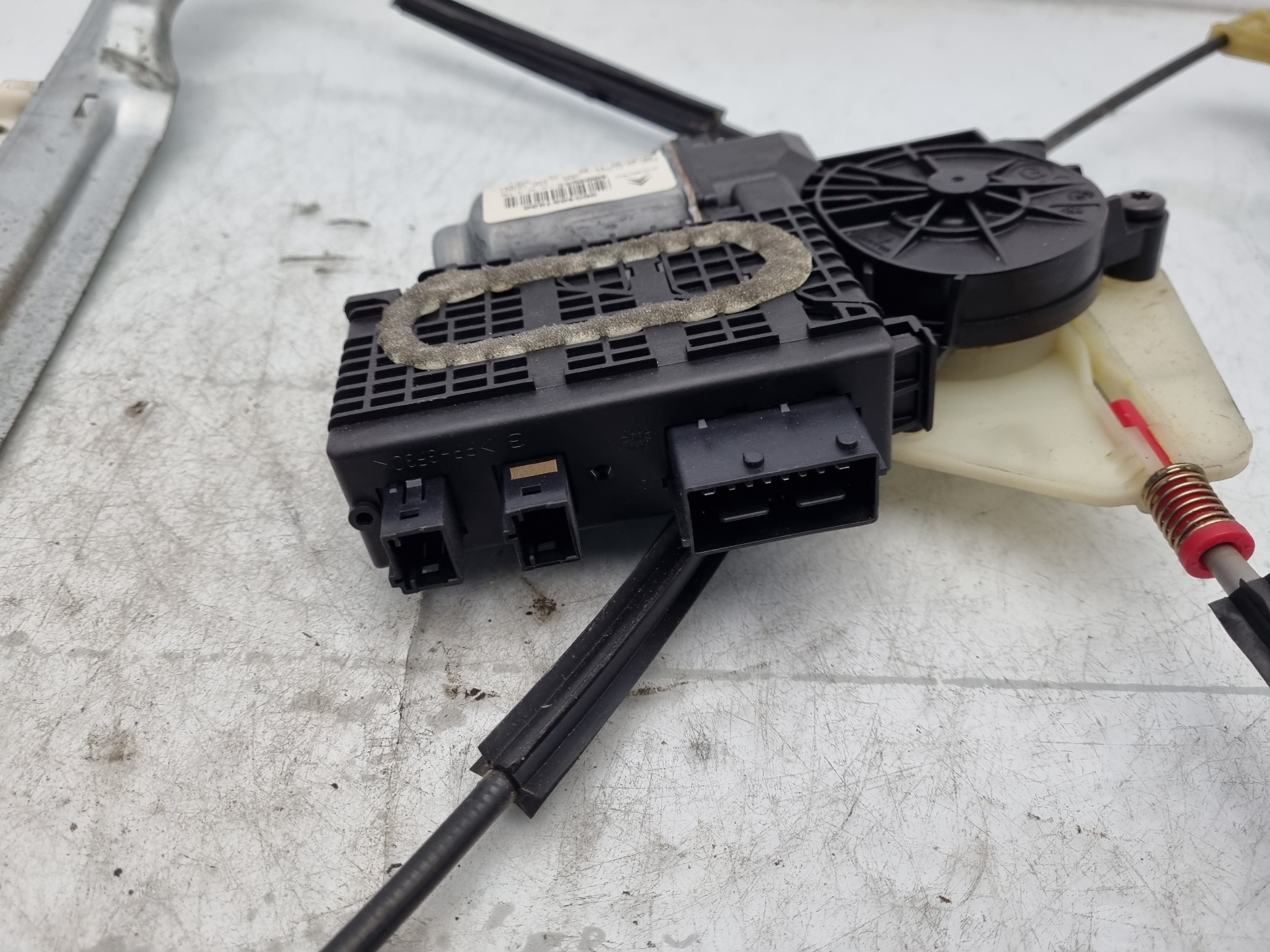 ELEVALUNAS DELANTERO IZQUIERDO CITROEN C4 9HZ