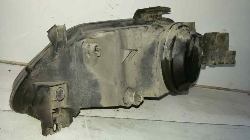 FARO DERECHO RENAULT MEGANE K7M 703