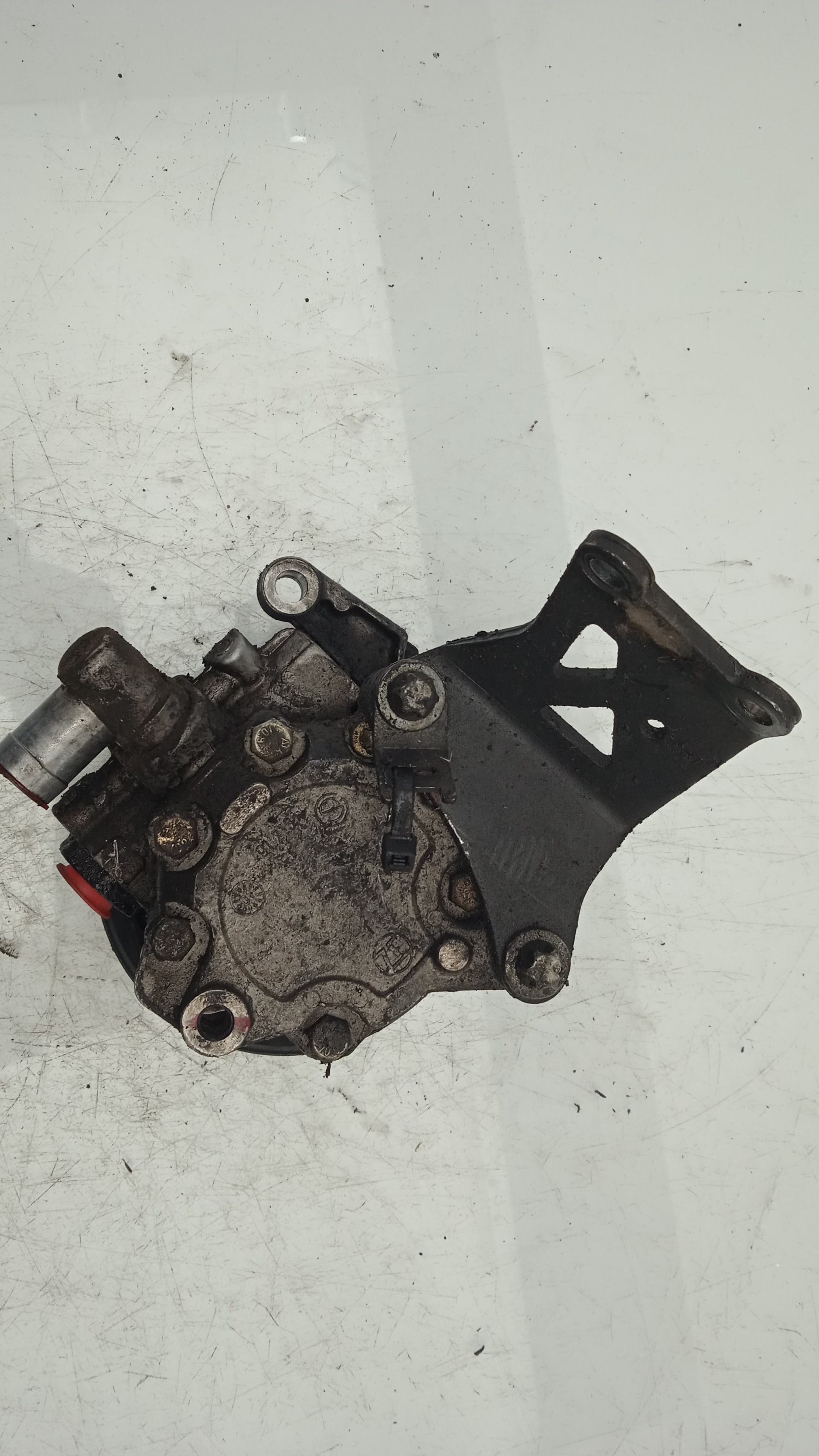 BOMBA DIRECCION MERCEDES-BENZ CLASE M 628963