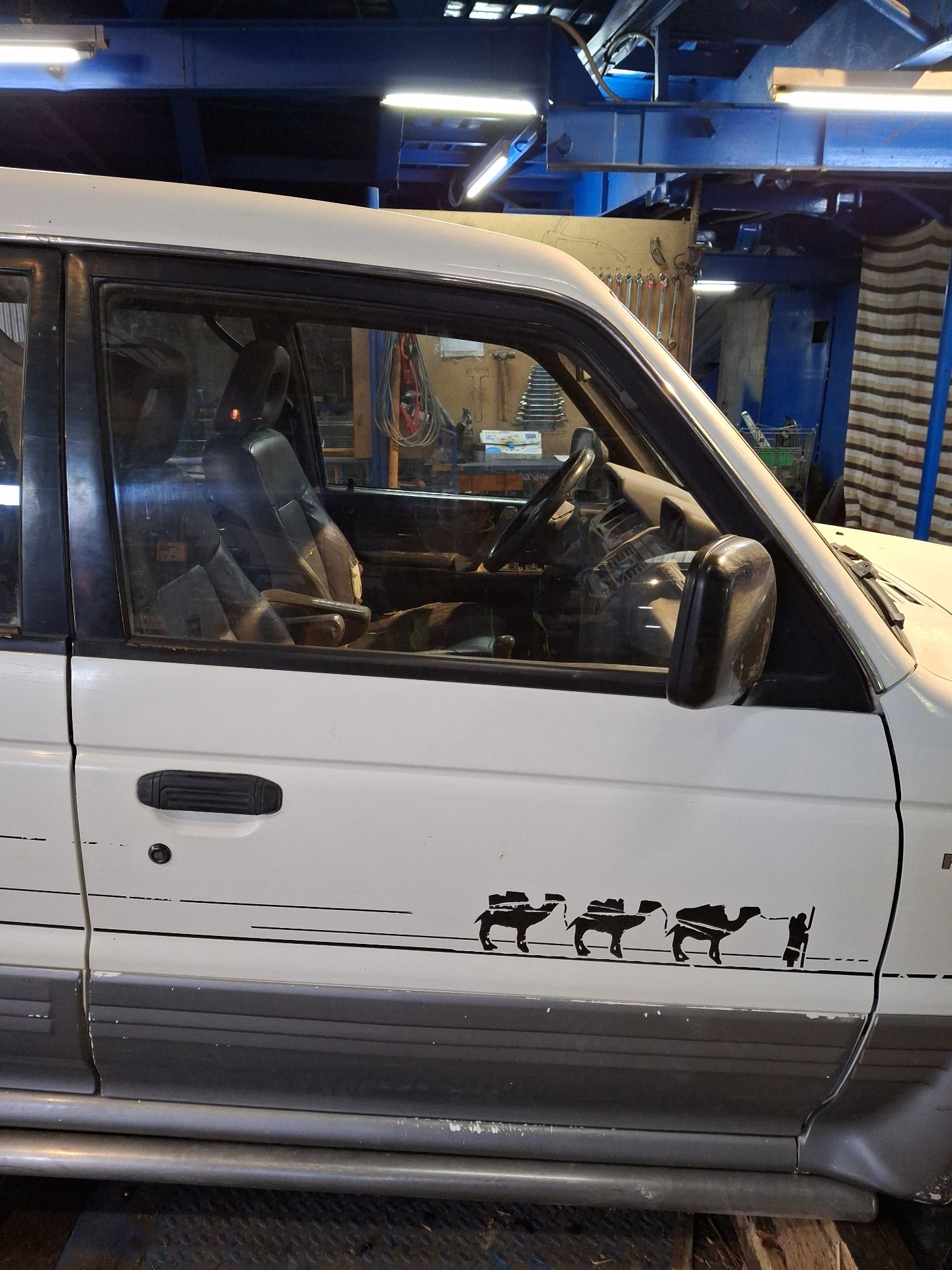  MITSUBISHI MONTERO ? (V3_W, V2_W, V4_W, V5_W) 2.5 TDiC (V44W, V24W)