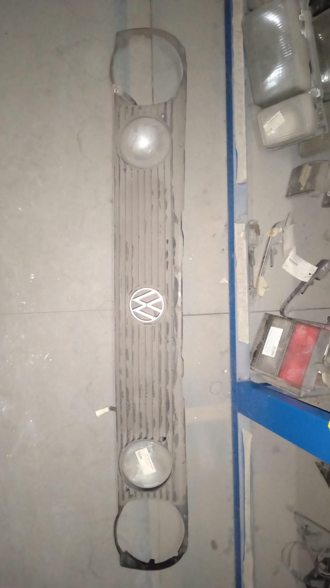 REJILLA DELANTERA VOLKSWAGEN POLO 