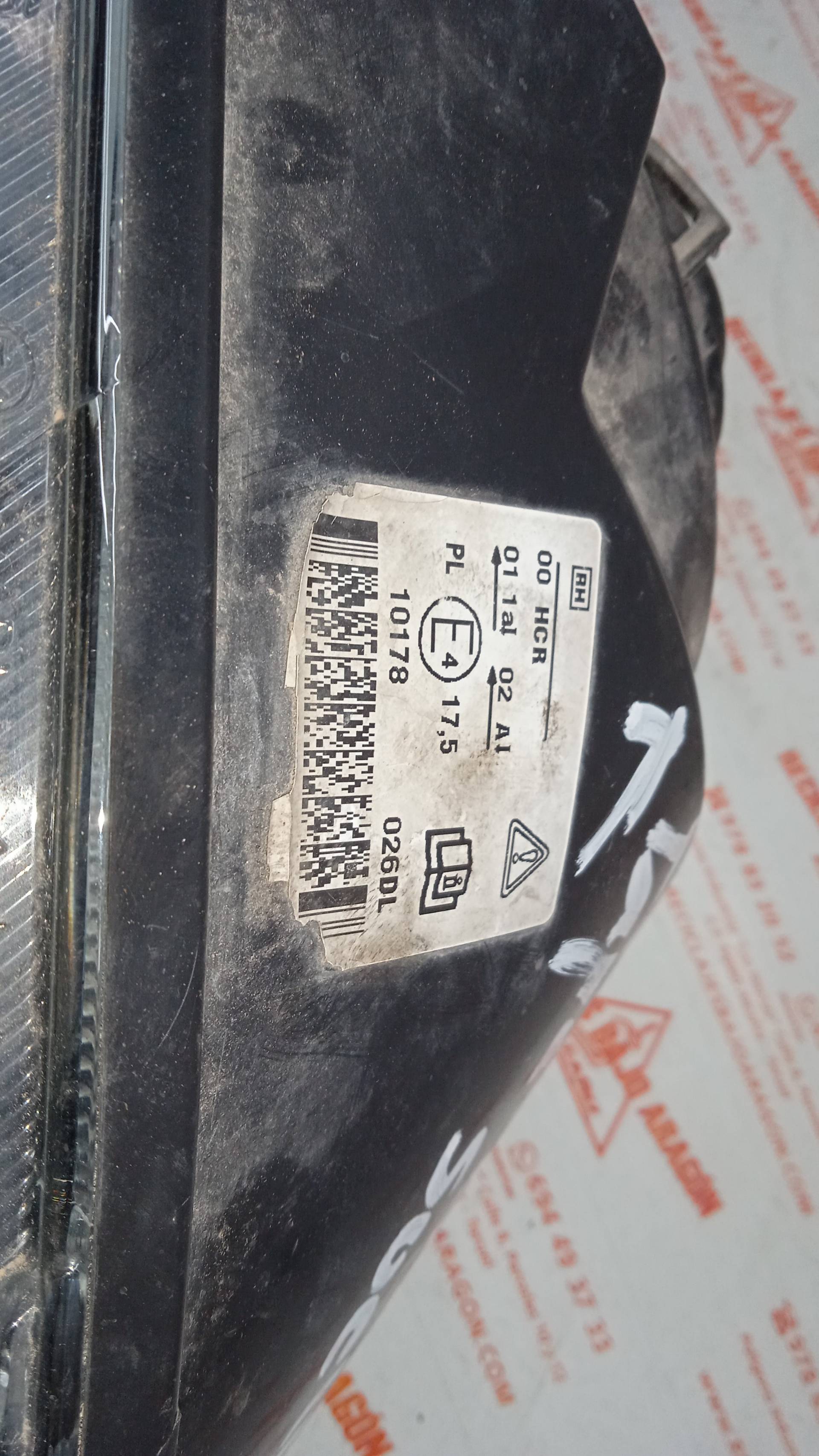 FARO DERECHO FORD FOCUS 