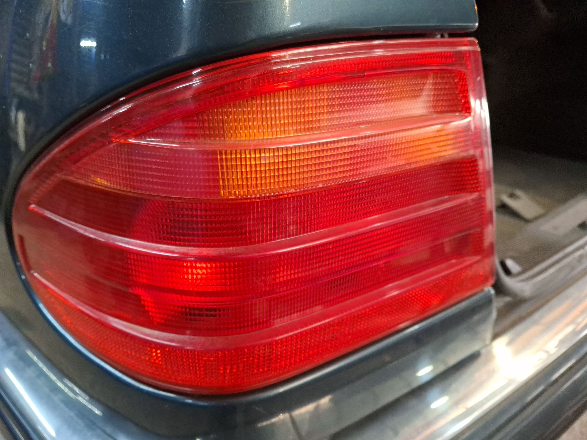 WARNING MERCEDES-BENZ CLASE E 