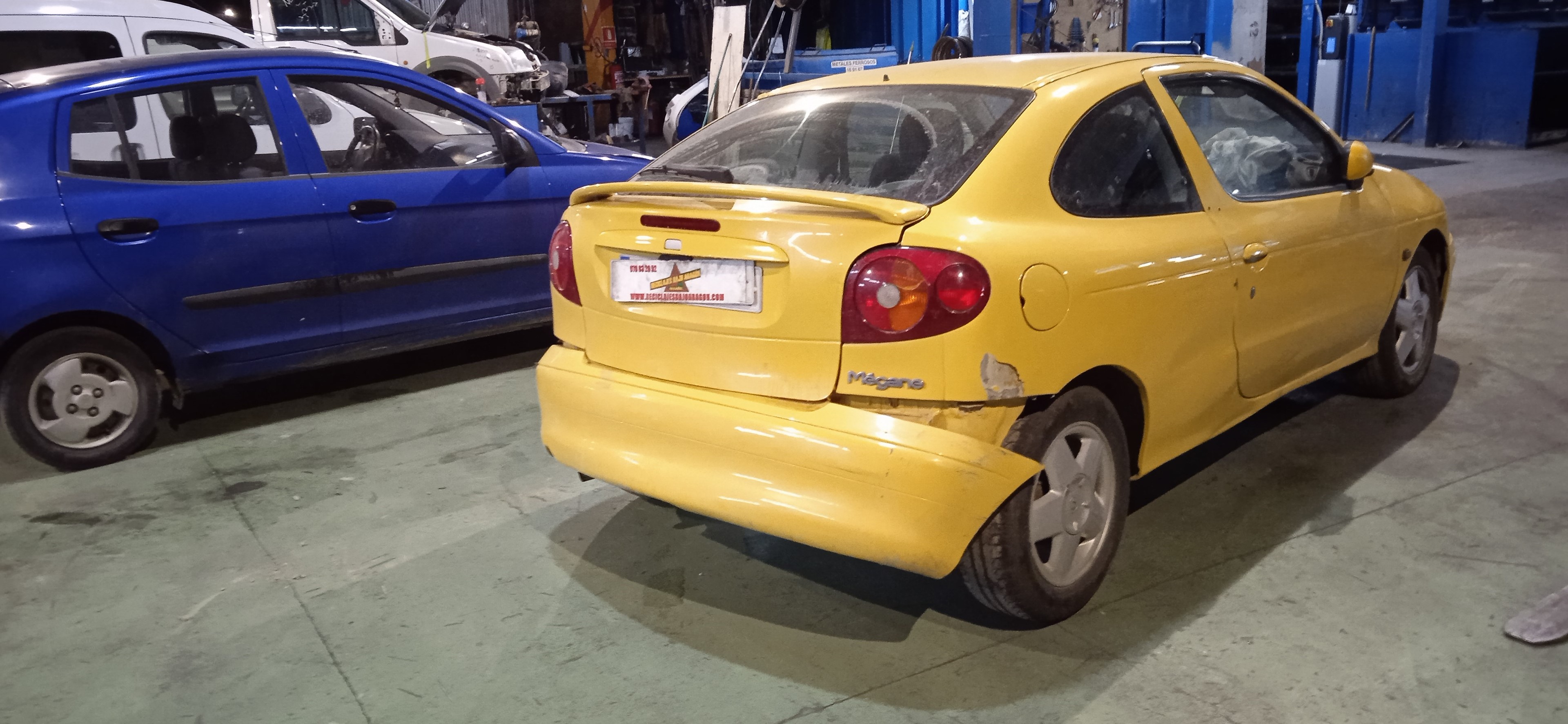 ELEVALUNAS DELANTERO DERECHO RENAULT MEGANE K4M A7