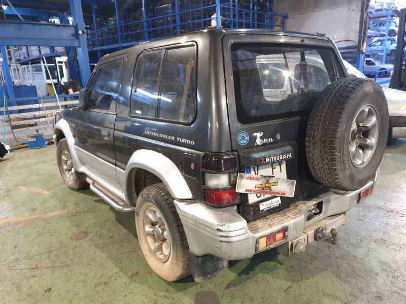 FARO IZQUIERDO MITSUBISHI MONTERO 4D56